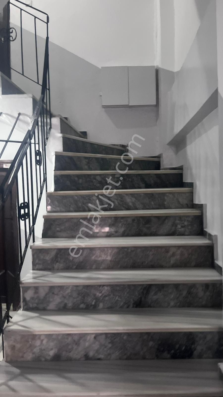 Rise Emlâk Tan Satılık 2+1 Daire 90 M2 - Görsel 12