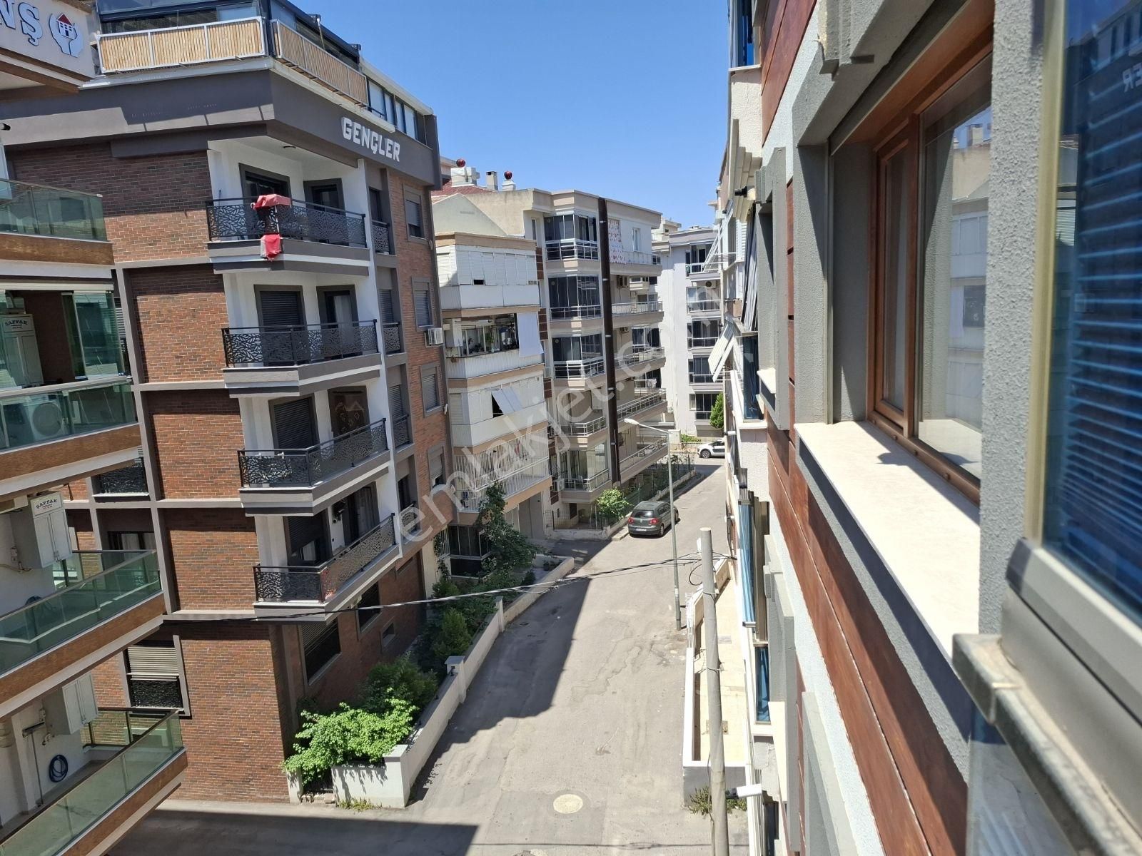 Fikri Altay Mahallesi'nde 2+1 Satılık Fırsat Daire - Görsel 21