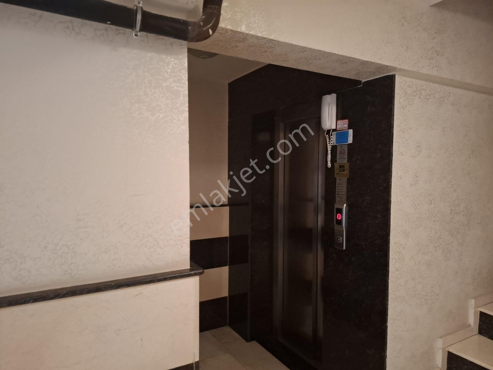 Fikri Altay Mahallesi'nde 2+1 Satılık Fırsat Daire - Görsel 31