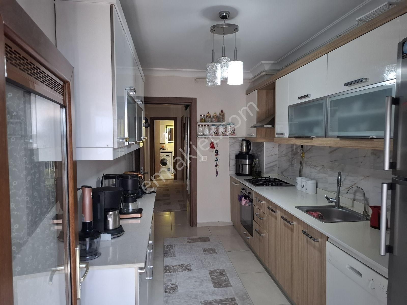 Fikri Altay Mahallesi'nde 2+1 Satılık Fırsat Daire - Görsel 3