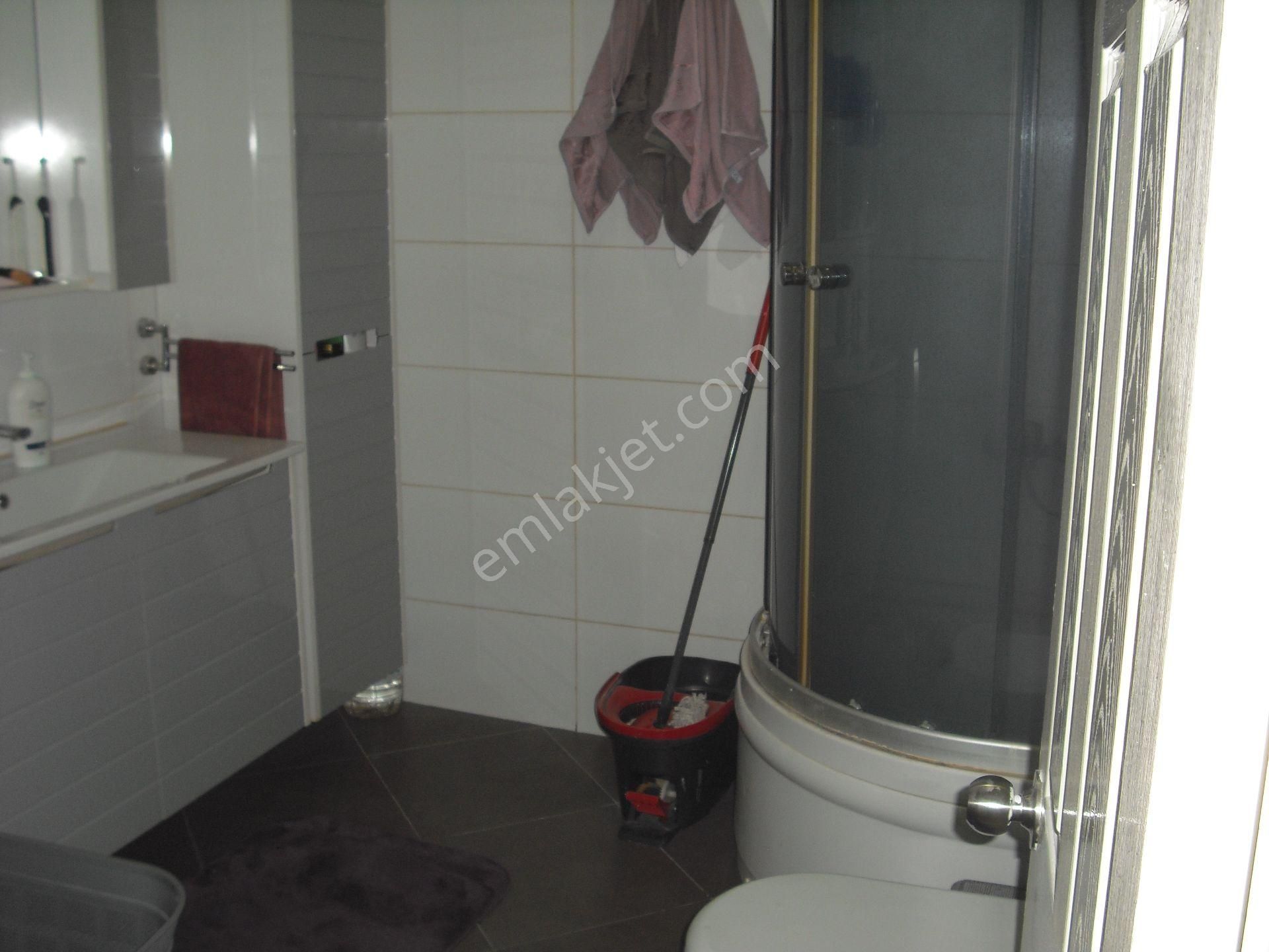 Dikmen Ç.emeç Bulv. Çok Yakın 2+1 Kombili Yüksek Giriş Batı Cephesi - Görsel 7