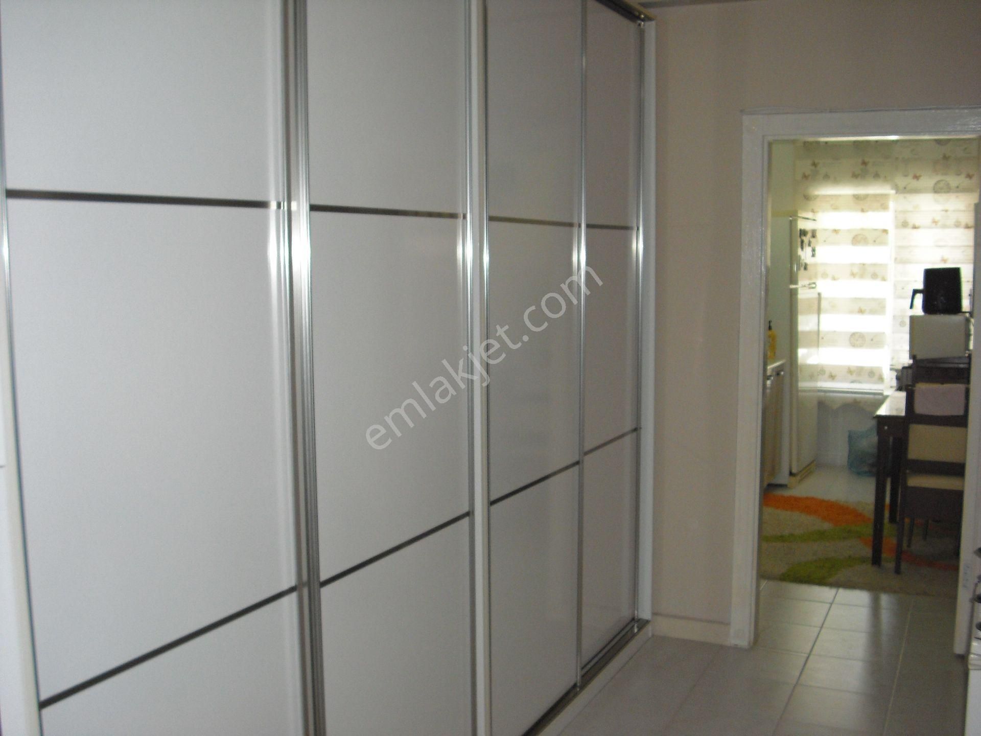 Dikmen Ç.emeç Bulv. Çok Yakın 2+1 Kombili Yüksek Giriş Batı Cephesi - Görsel 9