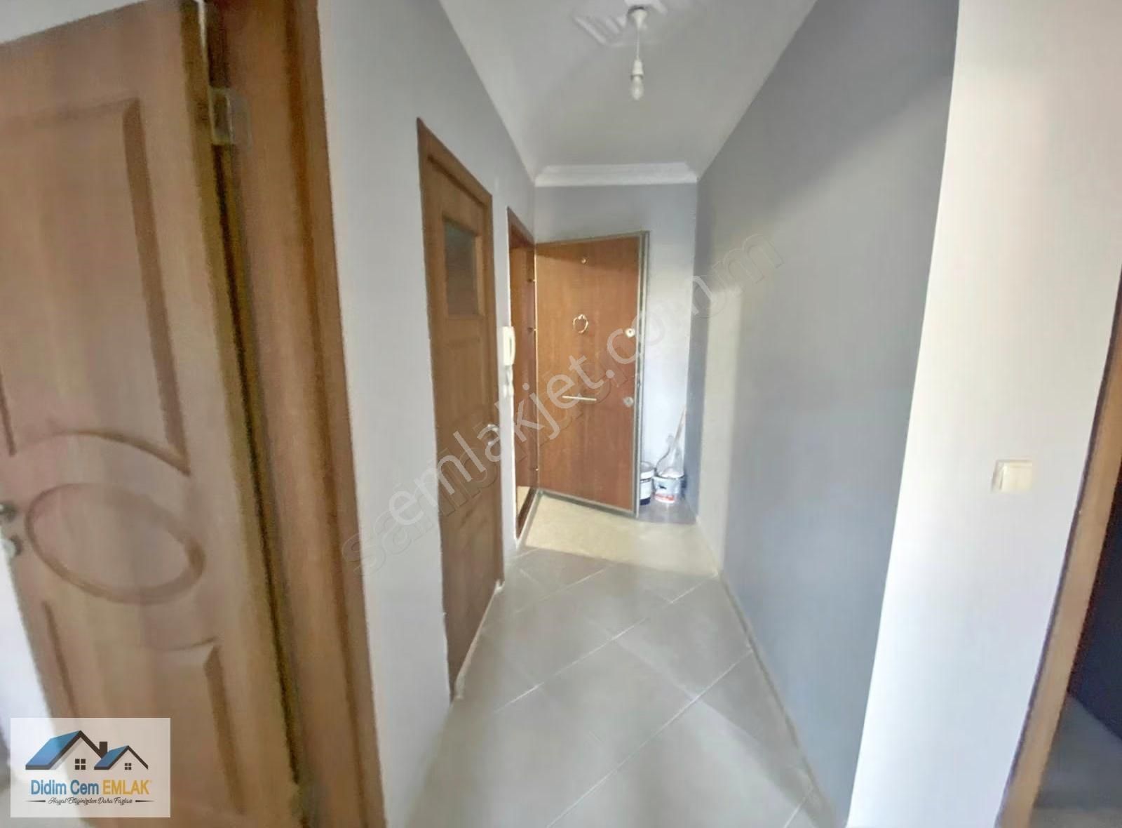 Yüksek Giriş Katta Ayrı Mutfak Çift Wc Satılık 2+1 Daire - Görsel 22