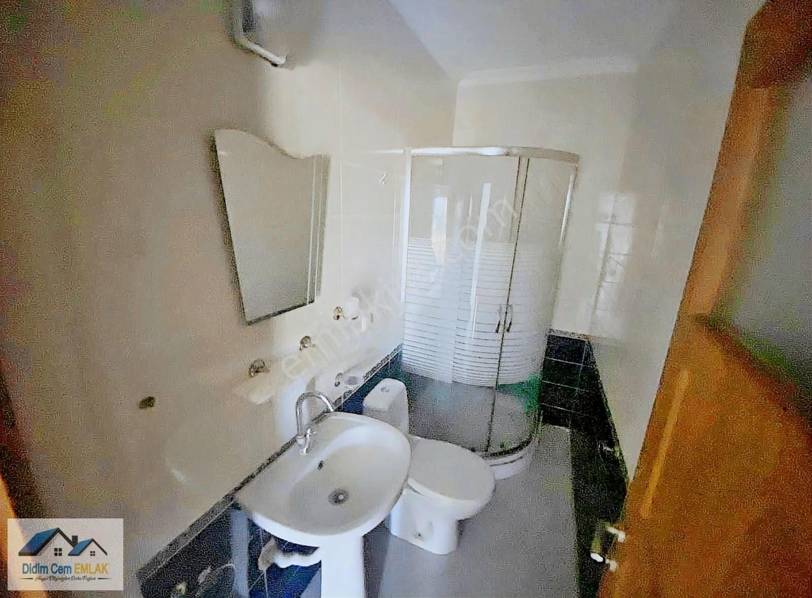 Yüksek Giriş Katta Ayrı Mutfak Çift Wc Satılık 2+1 Daire - Görsel 17