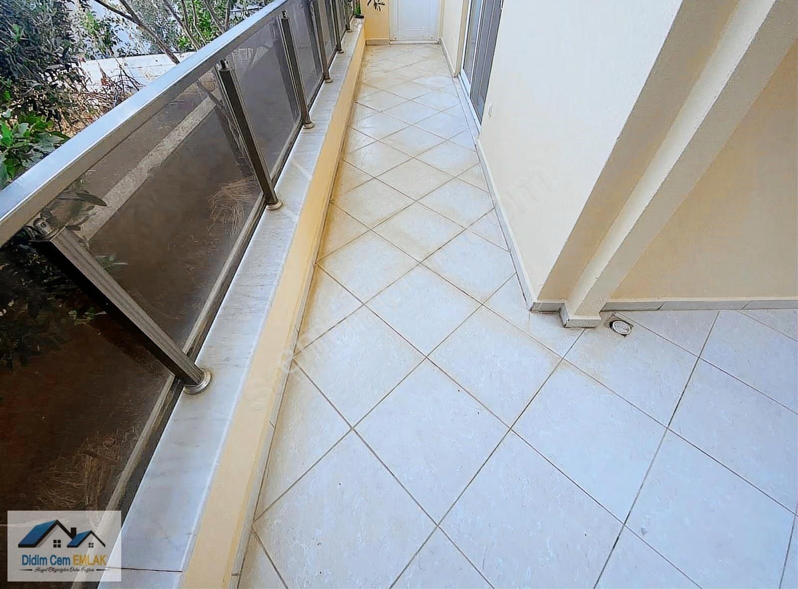 Yüksek Giriş Katta Ayrı Mutfak Çift Wc Satılık 2+1 Daire - Görsel 14