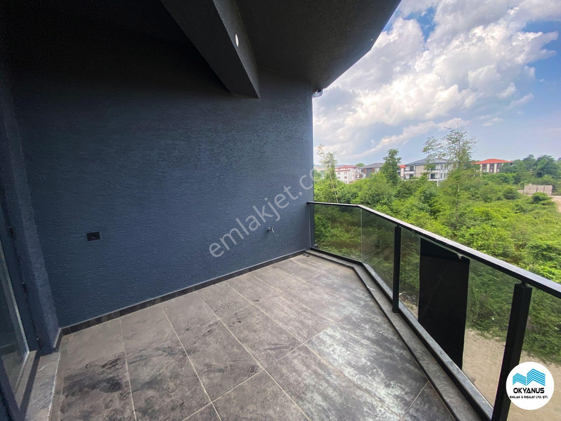 Sakarya Karasu'da Modern Yapısı İle Satışta 4+1 Tripleks Sıfır Villa - Görsel 27