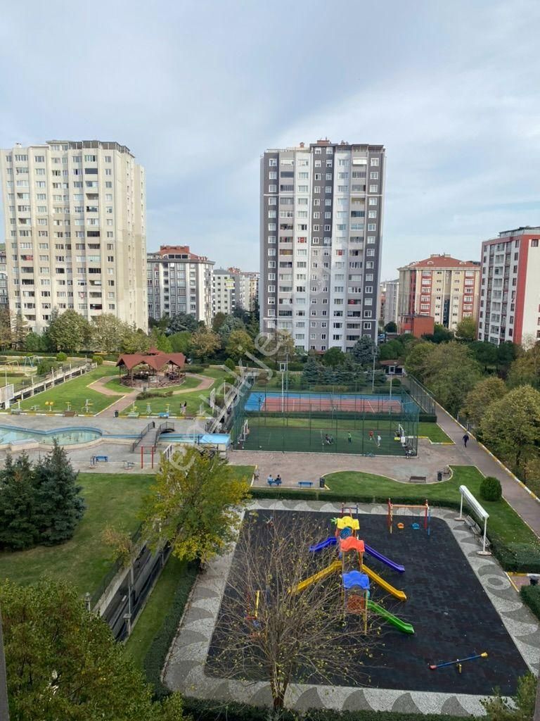 Nyç Gayrimenkul'den Yeşilkent Sitesinde Yeni Tadilatlı 3+1 Daire! - Görsel 2