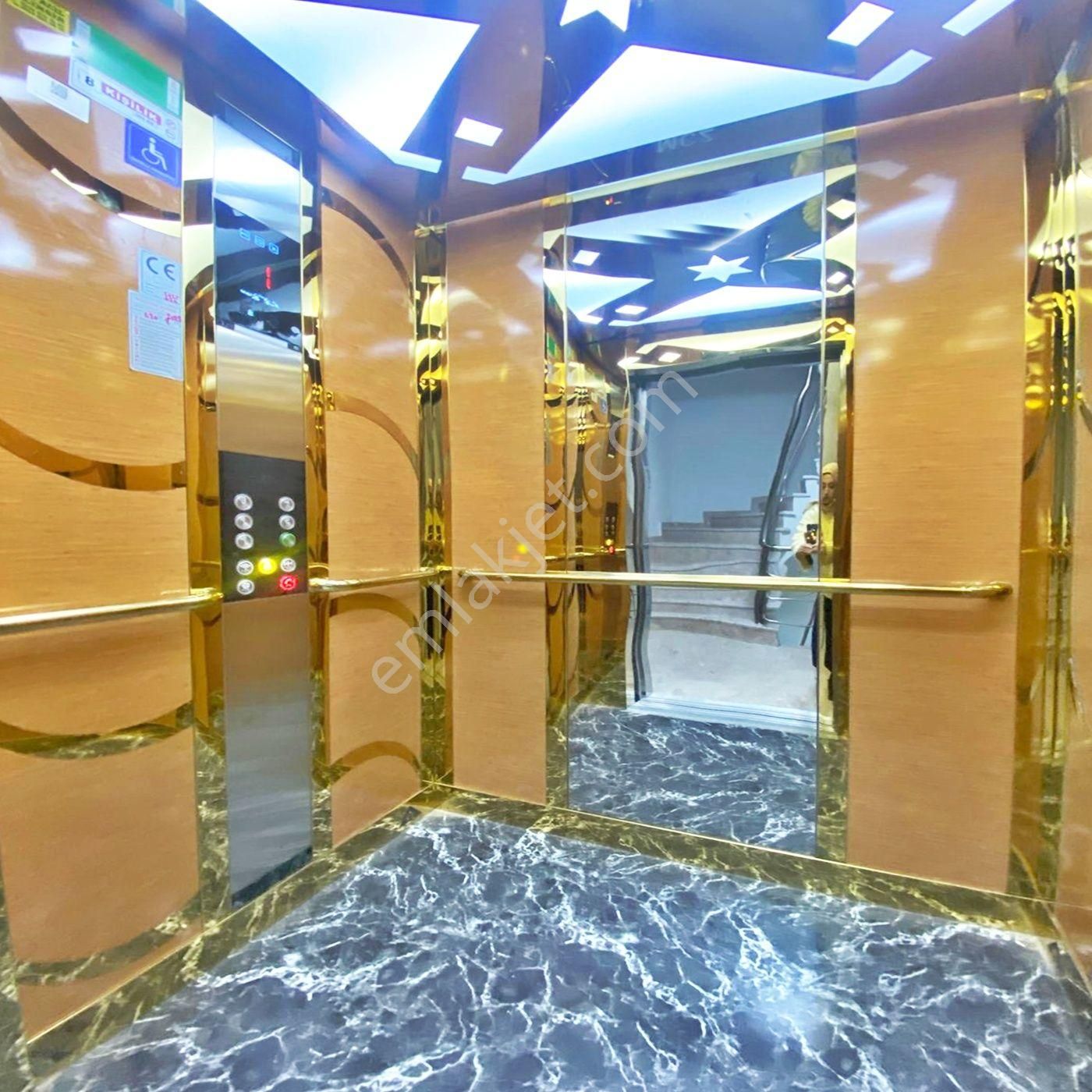 Pusula Yapı'dan Eşref Bitlis Bulvarının Dibinde Kaçırılmaz 2+1!!