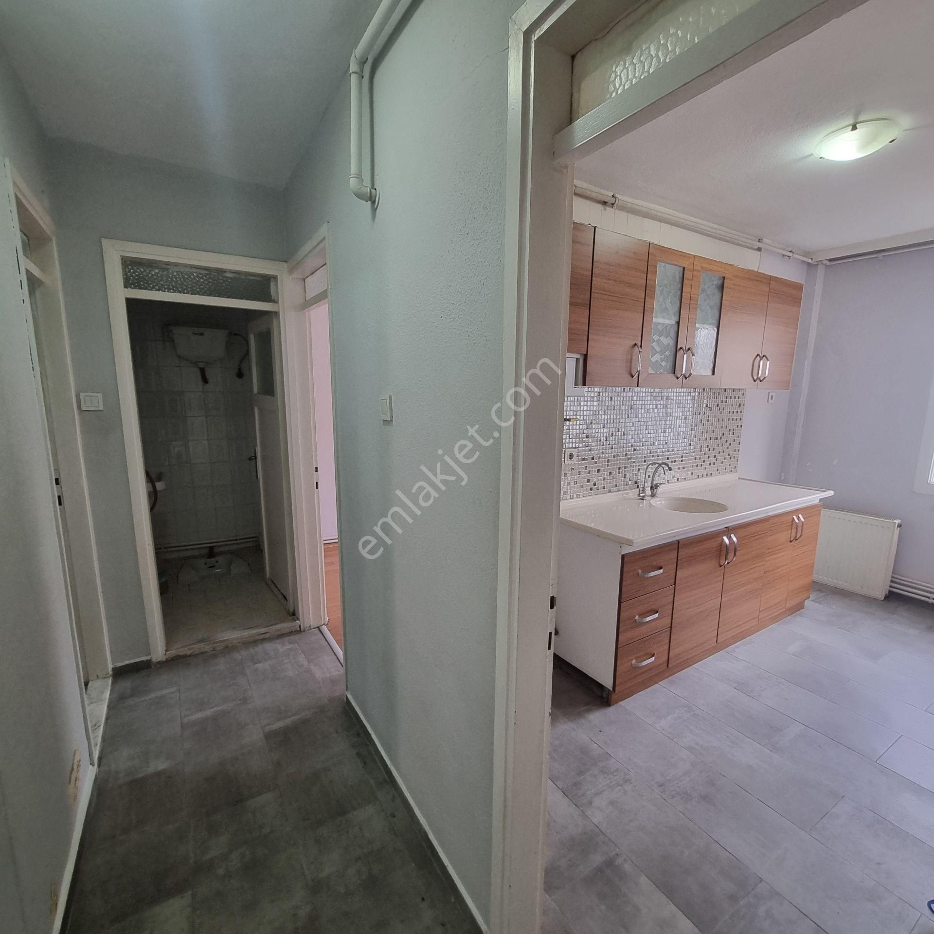 Buca Efeler Mahallesinde Merkezi Konumlu Kiralık 3+1 Daire - Görsel 19