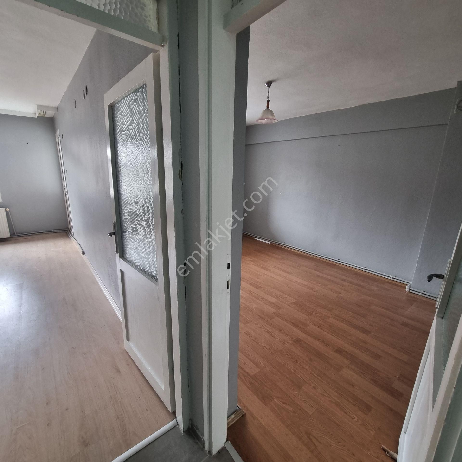 Buca Efeler Mahallesinde Merkezi Konumlu Kiralık 3+1 Daire - Görsel 8