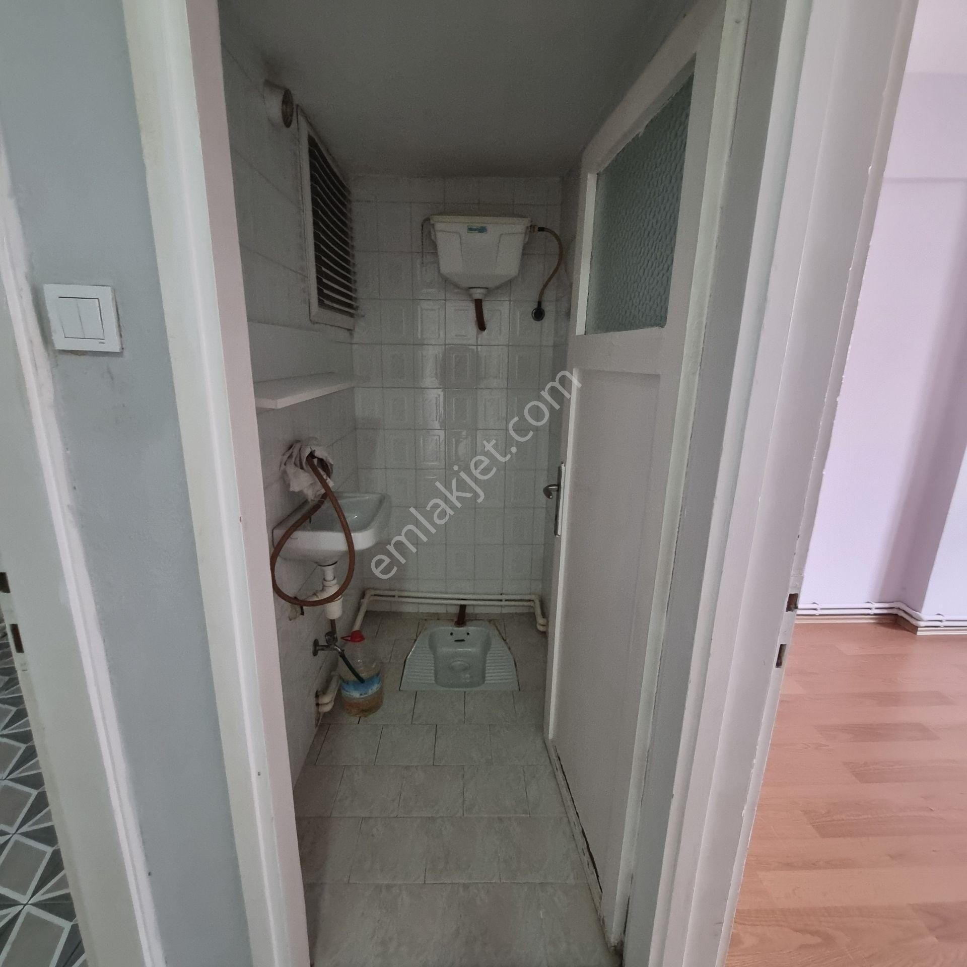 Buca Efeler Mahallesinde Merkezi Konumlu Kiralık 3+1 Daire - Görsel 30