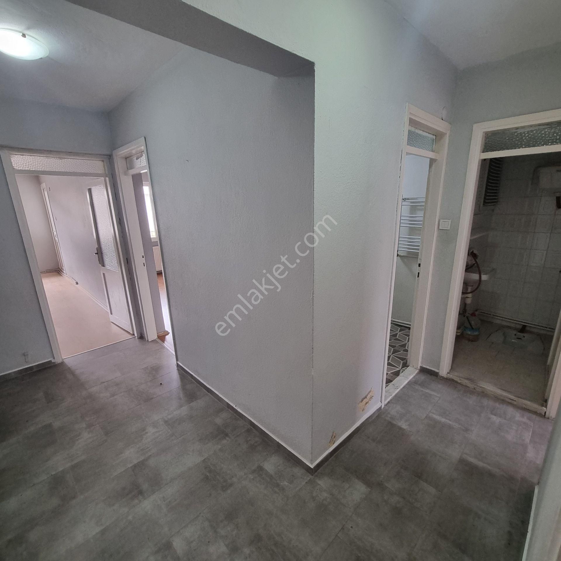 Buca Efeler Mahallesinde Merkezi Konumlu Kiralık 3+1 Daire - Görsel 23