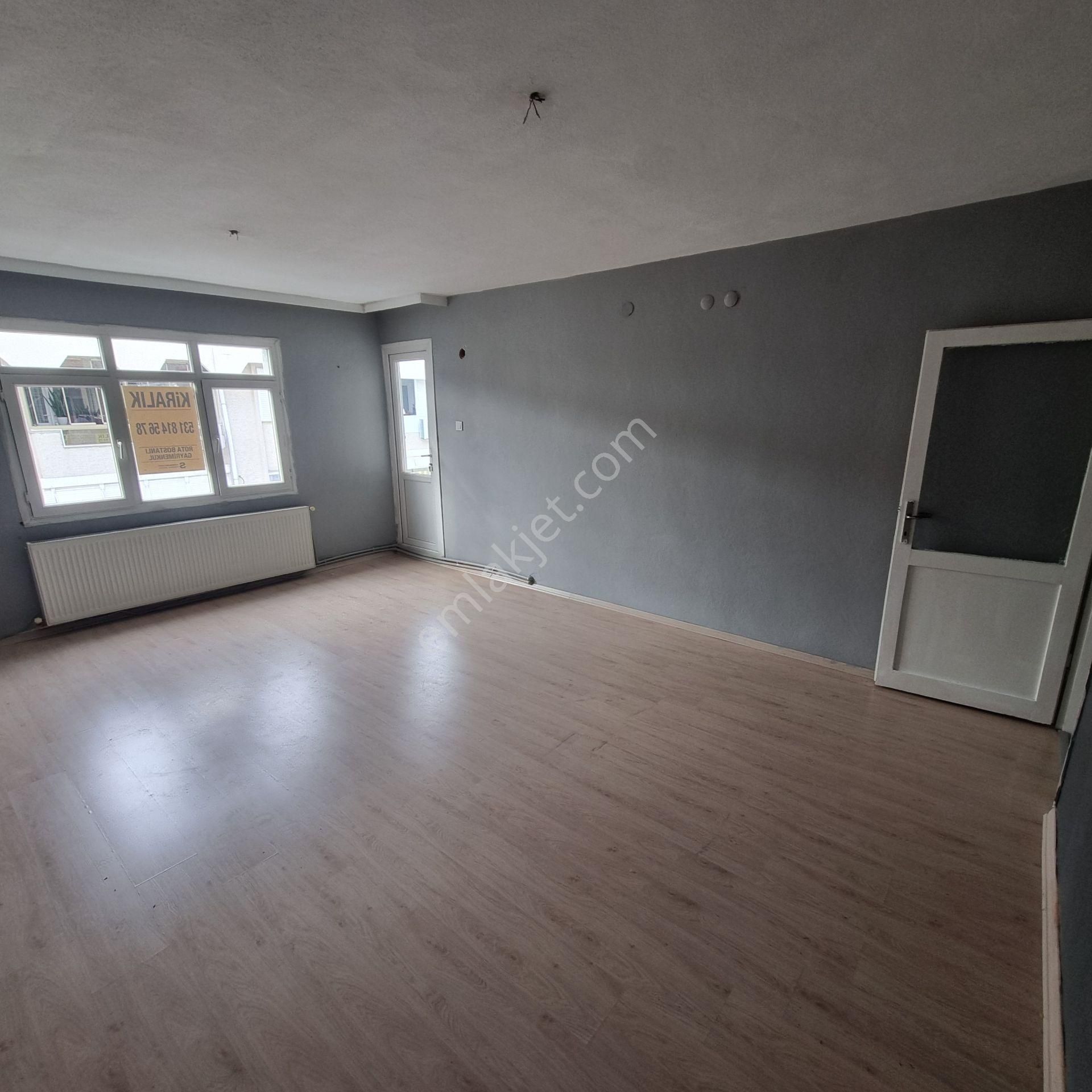 Buca Efeler Mahallesinde Merkezi Konumlu Kiralık 3+1 Daire - Görsel 6