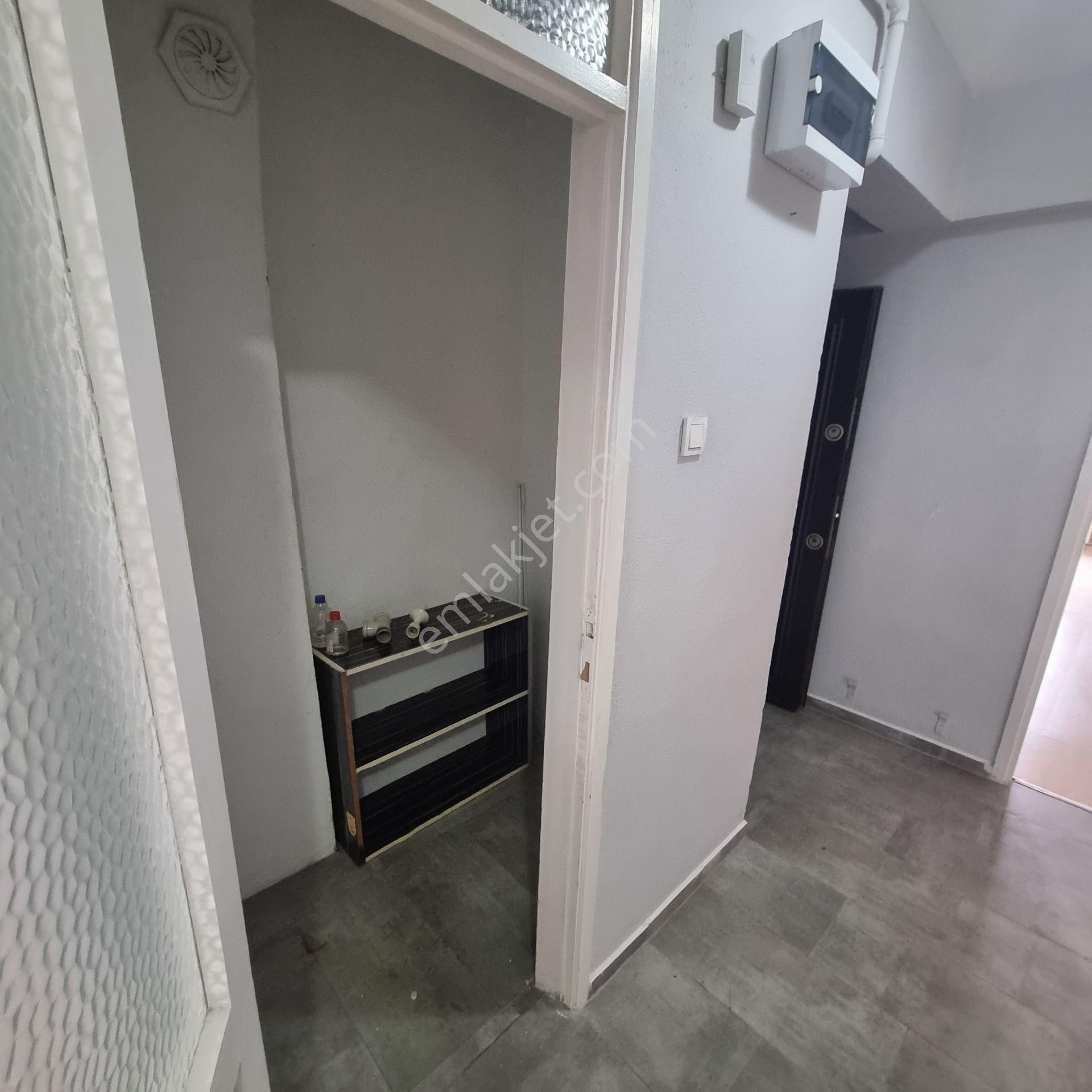 Buca Efeler Mahallesinde Merkezi Konumlu Kiralık 3+1 Daire - Görsel 31