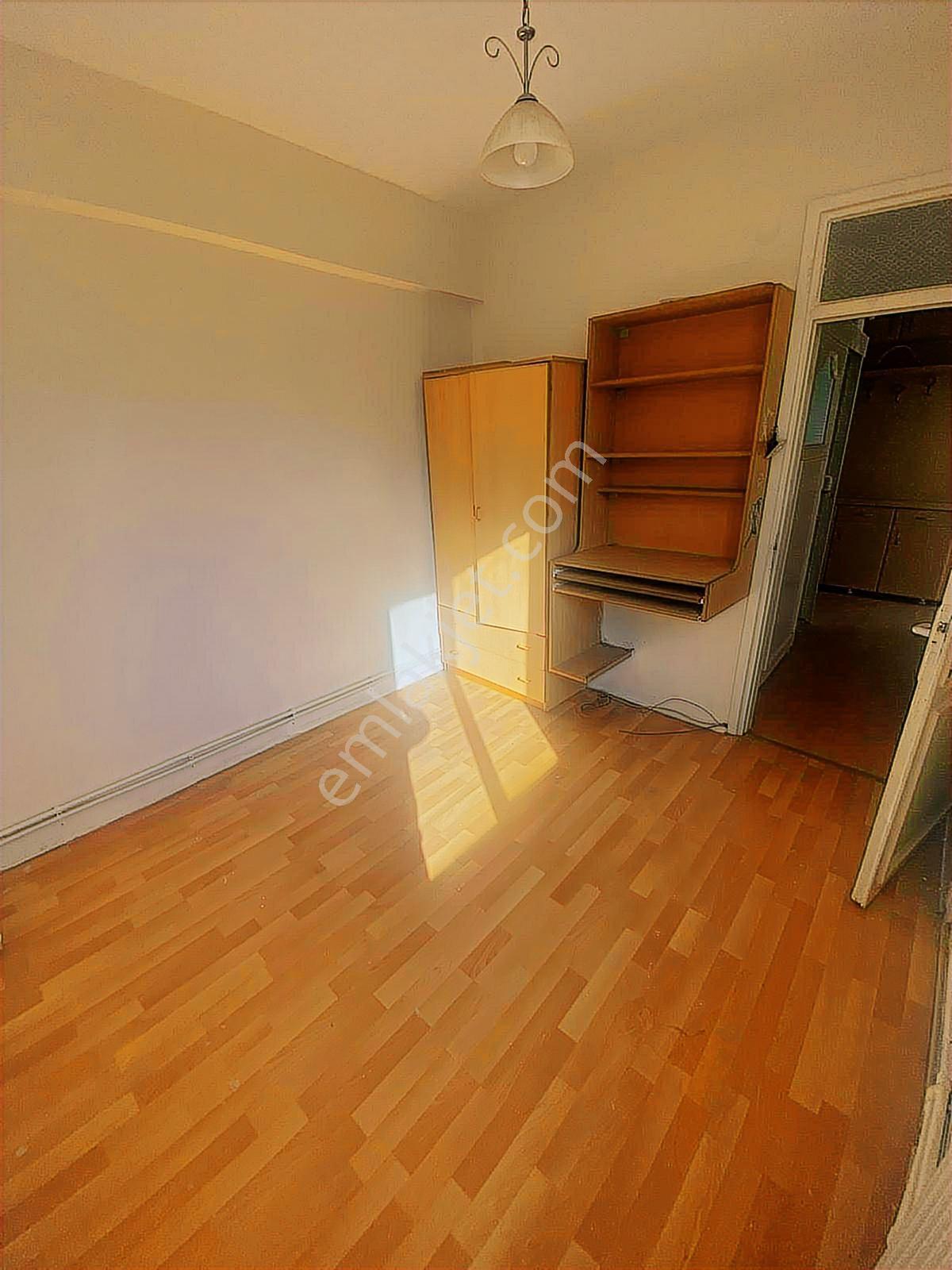 Demetten Yeşilyurt Postaneye Yakın 3+1 Doğalgazlı Kiralık Daire - Görsel 15