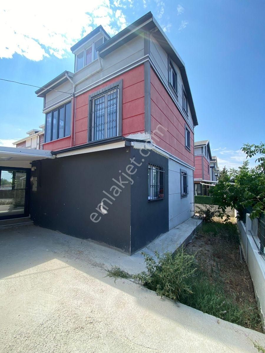 Yeniçiftlikte Müstakil 4+1 Villa Masrafsız - Görsel 17