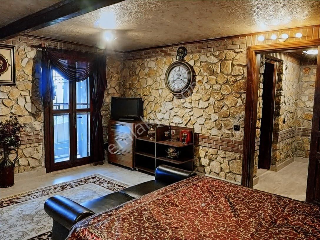 Güre Kavurmacılar'da Eşsiz Manzaralı Satılık Hakiki Taş Ev - Görsel 23