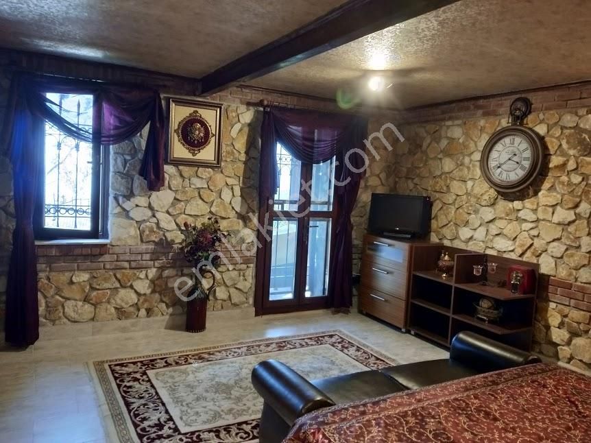 Güre Kavurmacılar'da Eşsiz Manzaralı Satılık Hakiki Taş Ev - Görsel 7