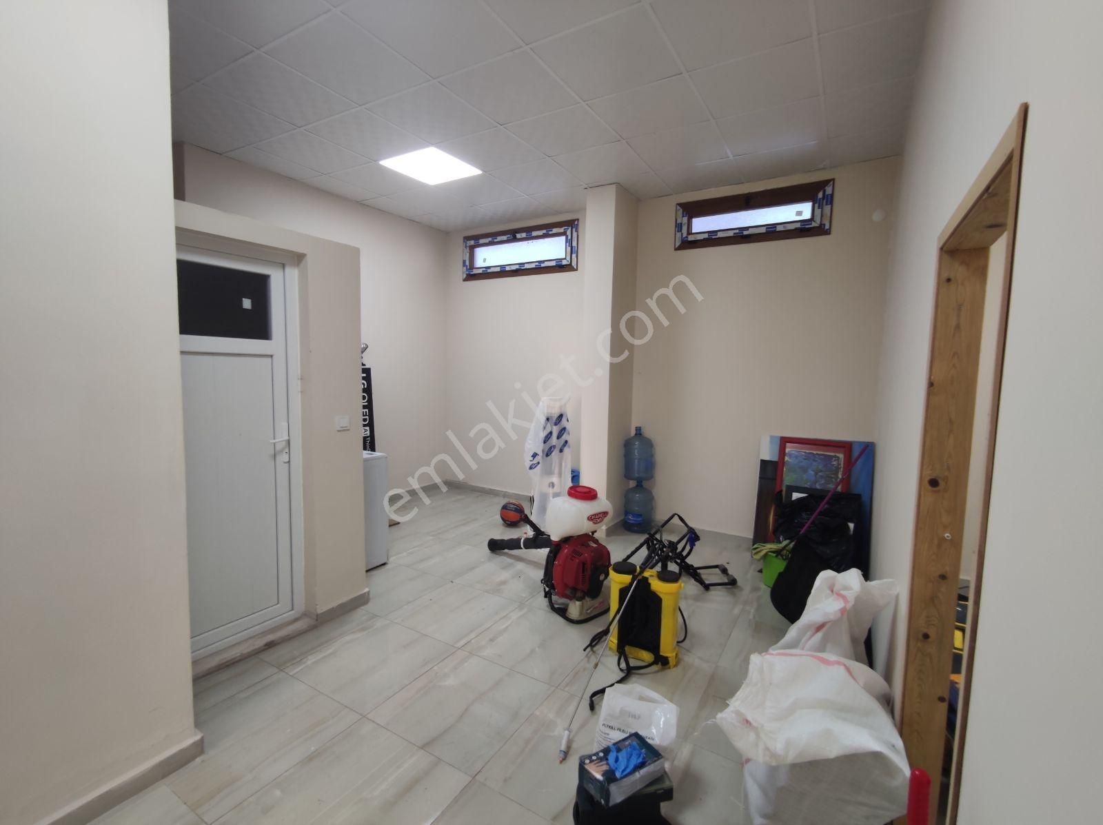 Q'zen Den Mıgros Karşısında 61 M² Baca Ruhsatlı Dükkan - Görsel 15