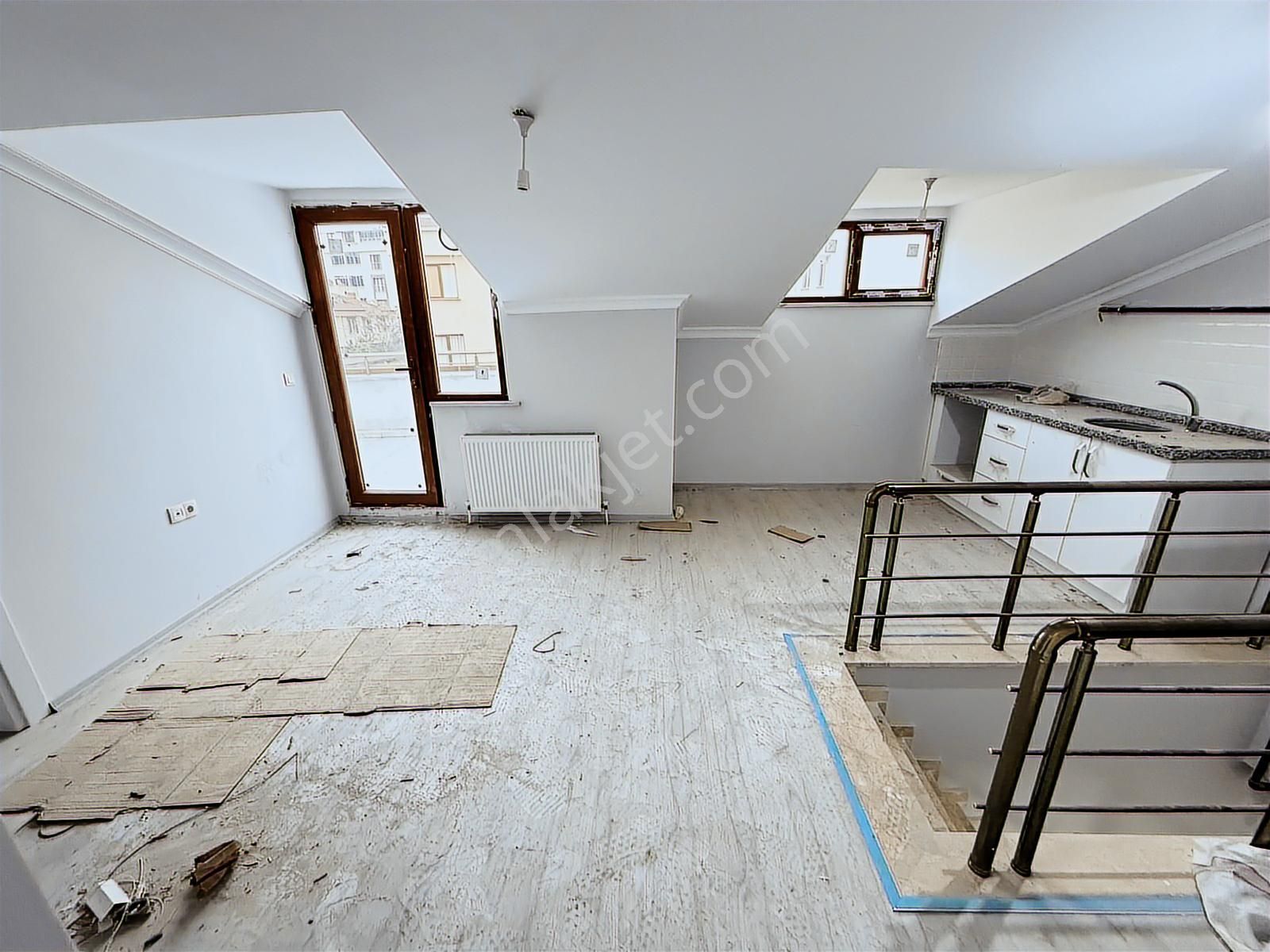 Bezirganbahçe'de 5+1 Sıfır 165 M2 Satılık Dubleks Daire - Görsel 17