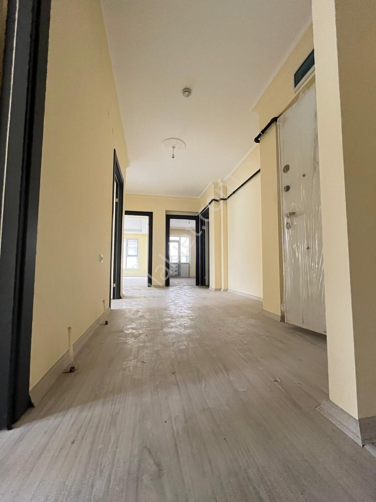 Battalgazi Çarşamba Pazarı Yakını Sıfır 3.kat 3+1 Yan Yana İki Daire - Görsel 8