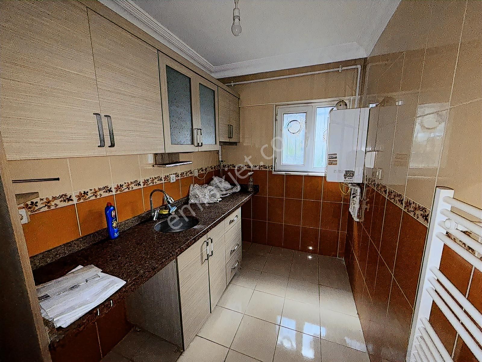 Kanarya Üst Bölge'de 1+1 Kiralık 65 M2 Giriş Gibi Daire - Görsel 3