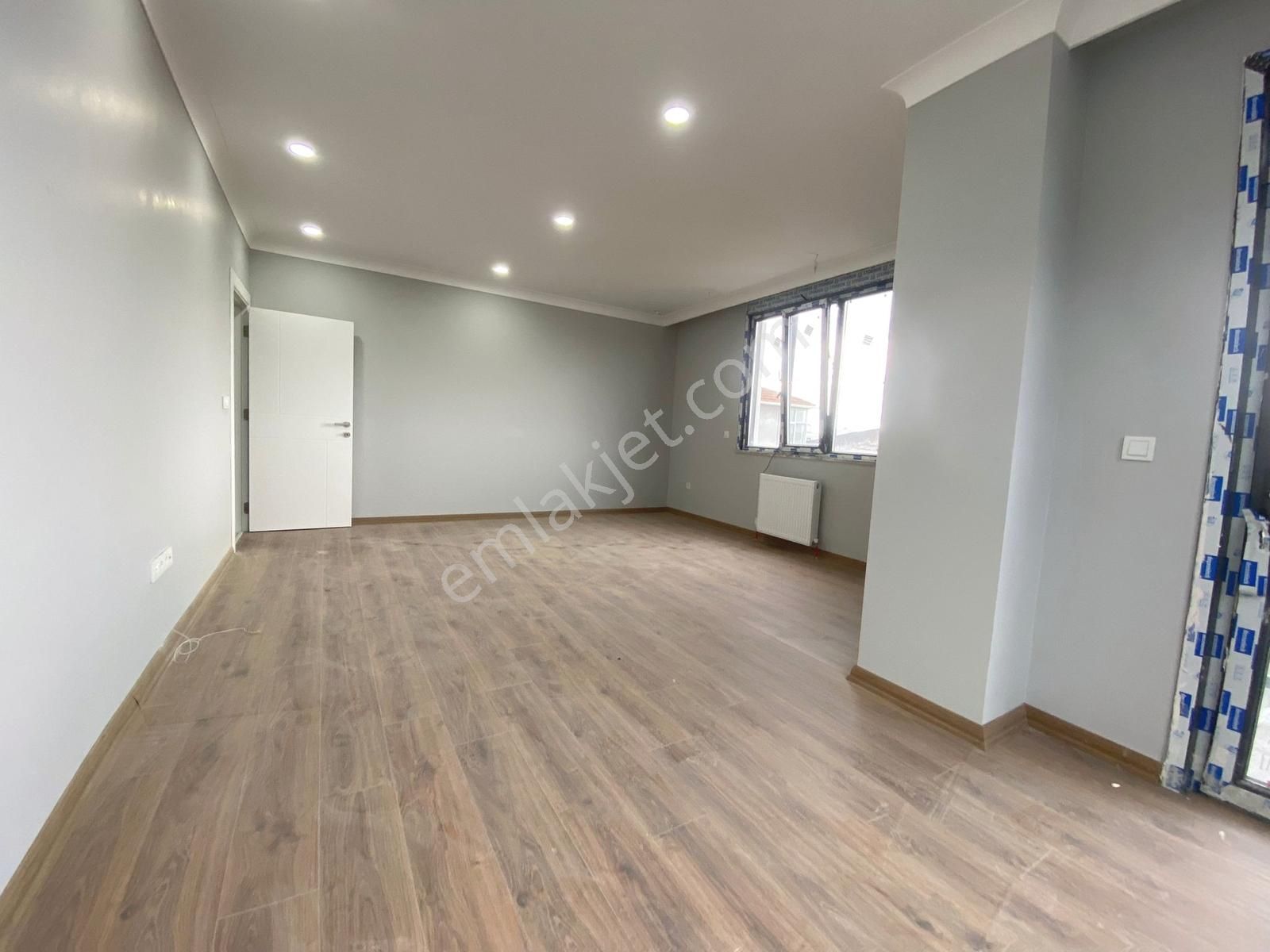 █ Konfor █ Minibüs Yoluna Yakın - Oturuma Hazır - Sıfır 2+1 - Görsel 5