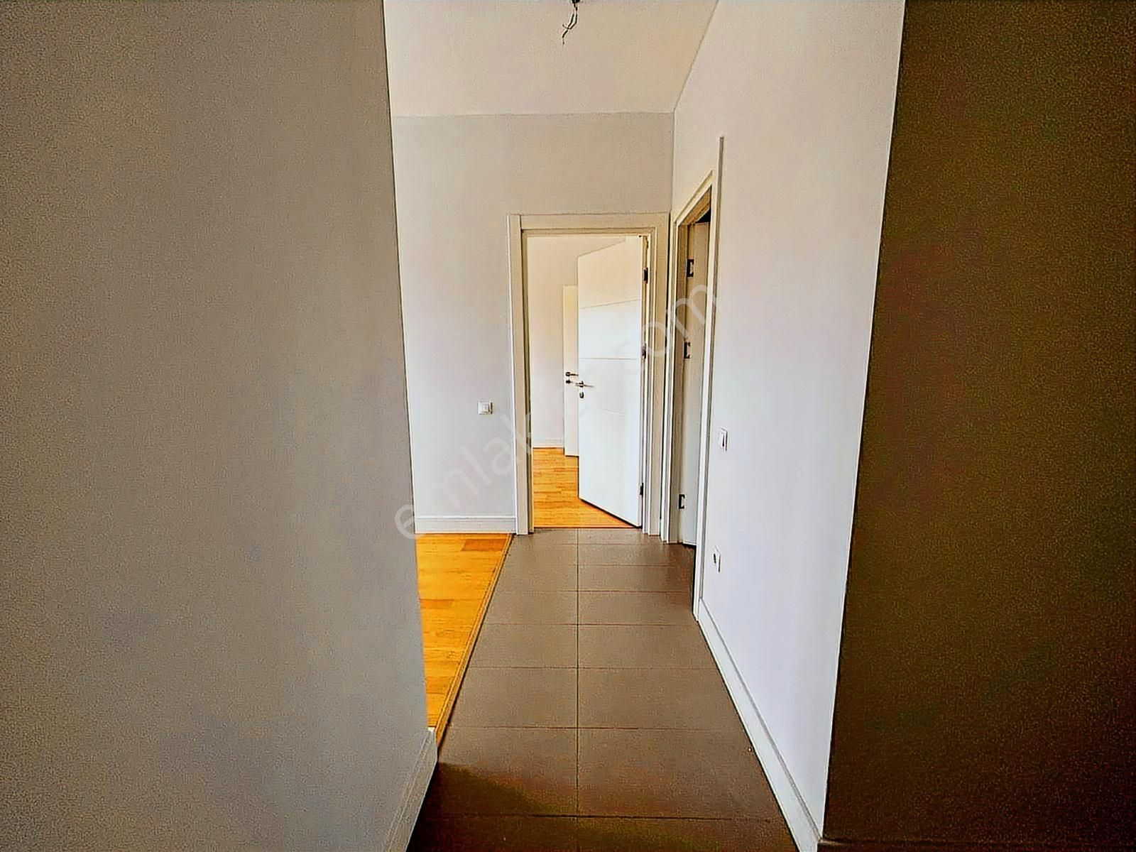 Sinpaş Yalı Evlerinde Ferah 2.5+1 Kiralık Daire - Görsel 8