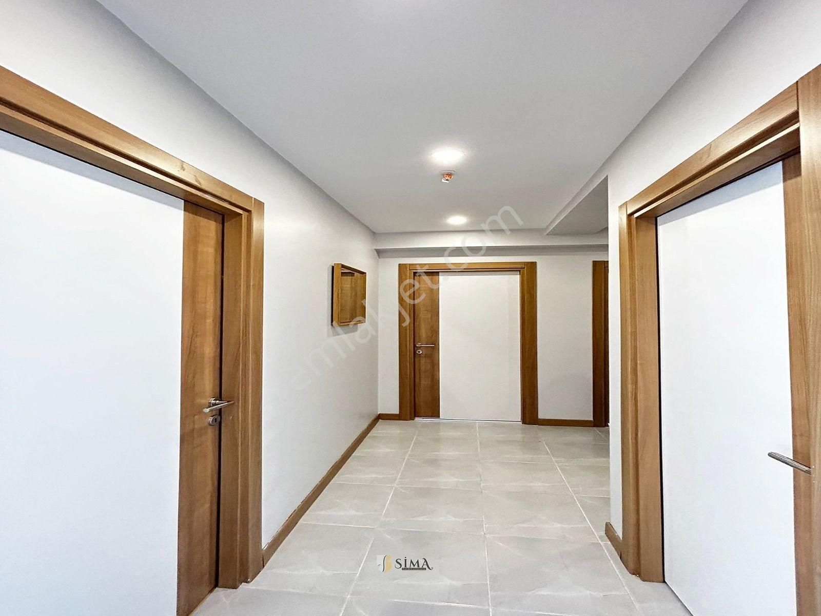 Metrobüse 5dk! Full Donanımlı Site İçi Ebeveyn Banyolu 2+1 Genişm2 Arakat Daire - Görsel 8