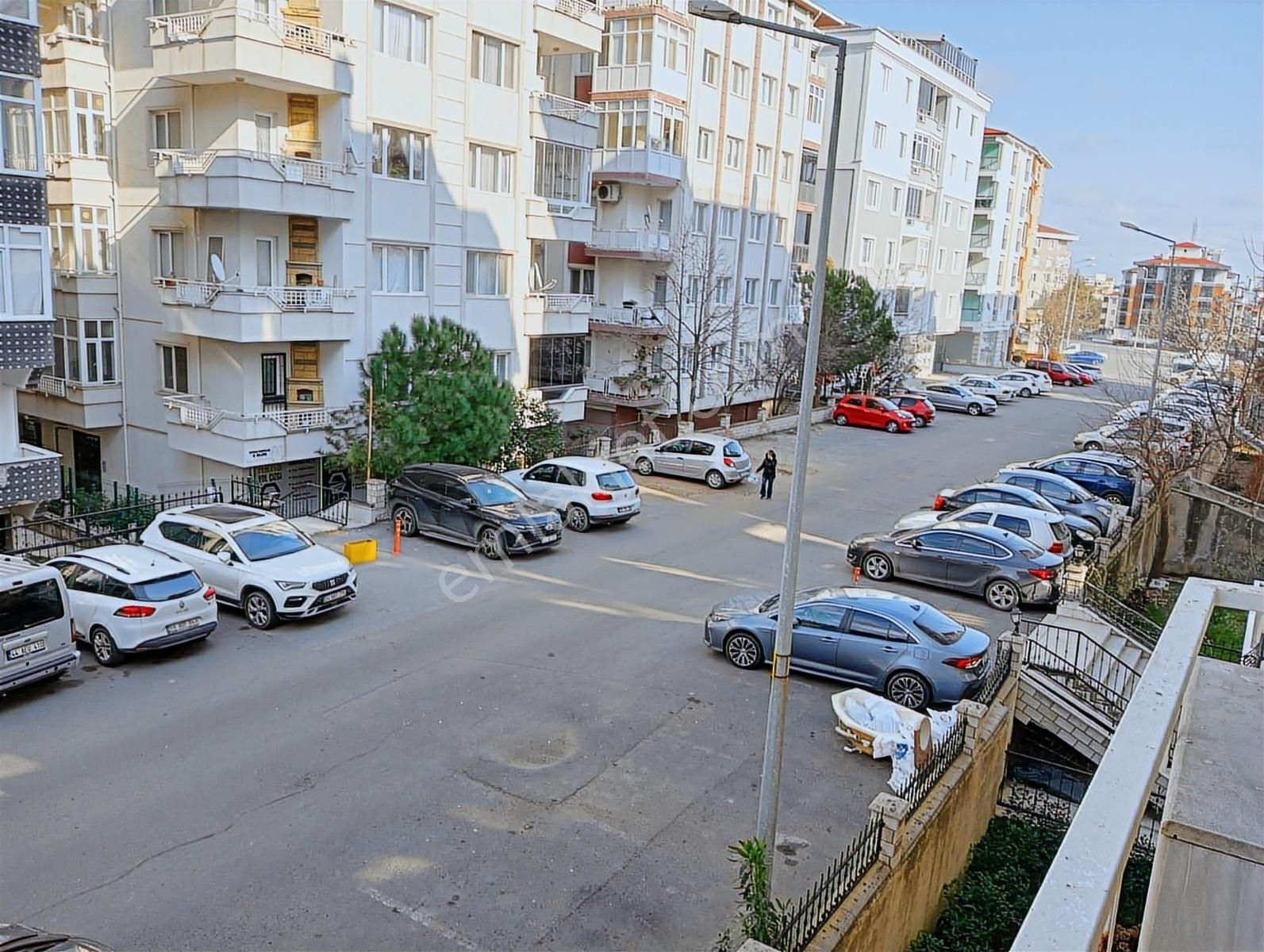 Muhittin Mahallesi'nde Kiralık 4+1 180m2 Ara Kat Daire - Görsel 25