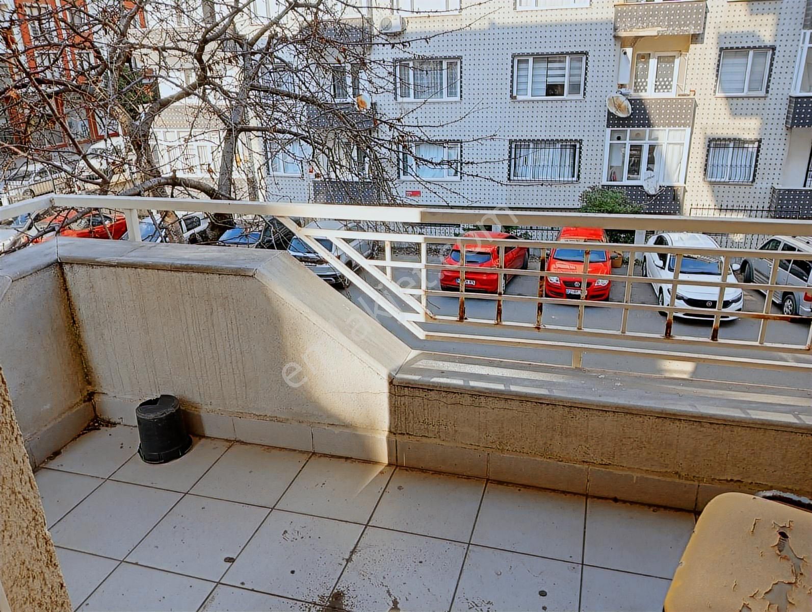 Muhittin Mahallesi'nde Kiralık 4+1 180m2 Ara Kat Daire - Görsel 2