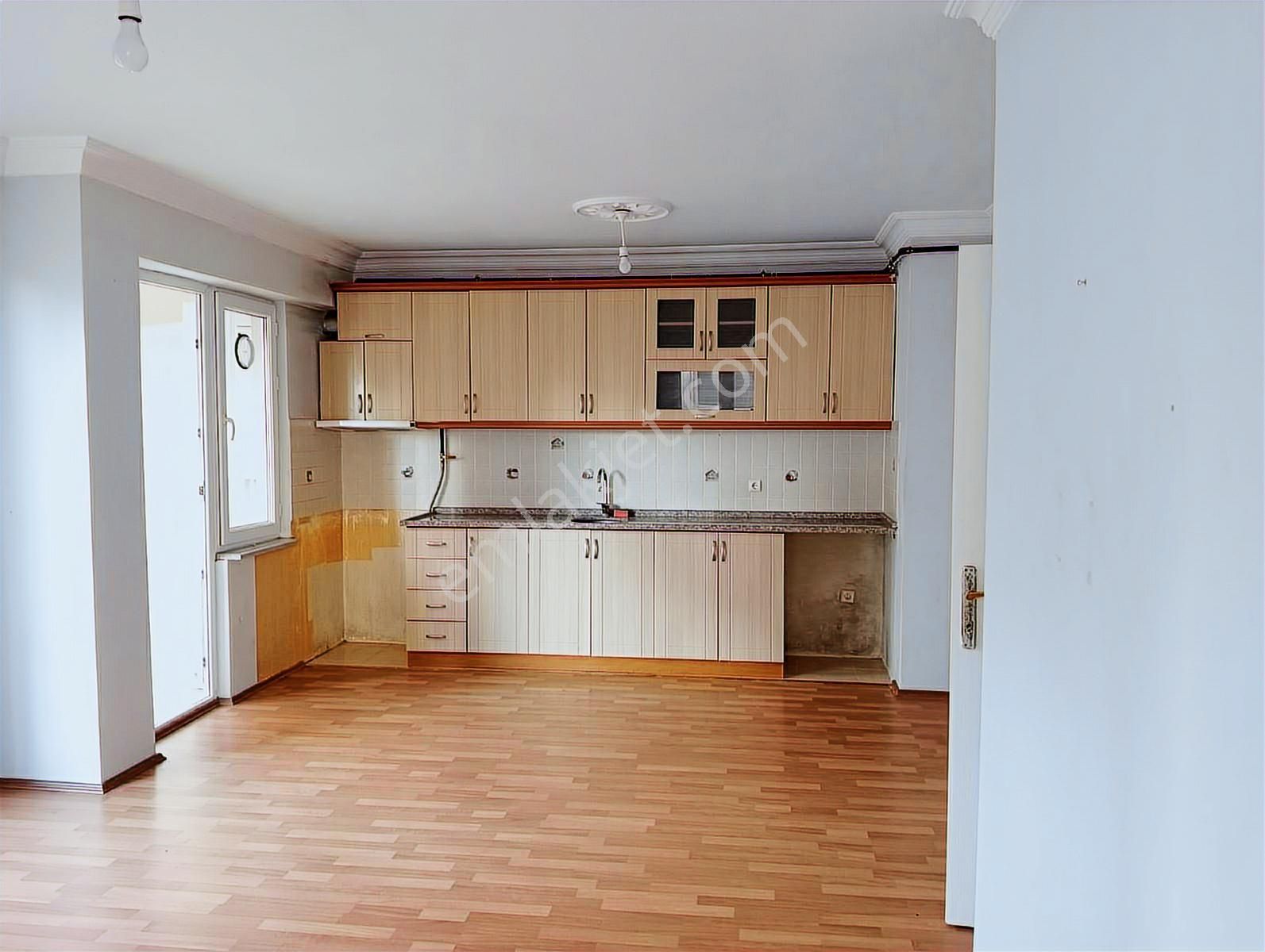 Muhittin Mahallesinde 2+1 Kiralık Daire - Görsel 3