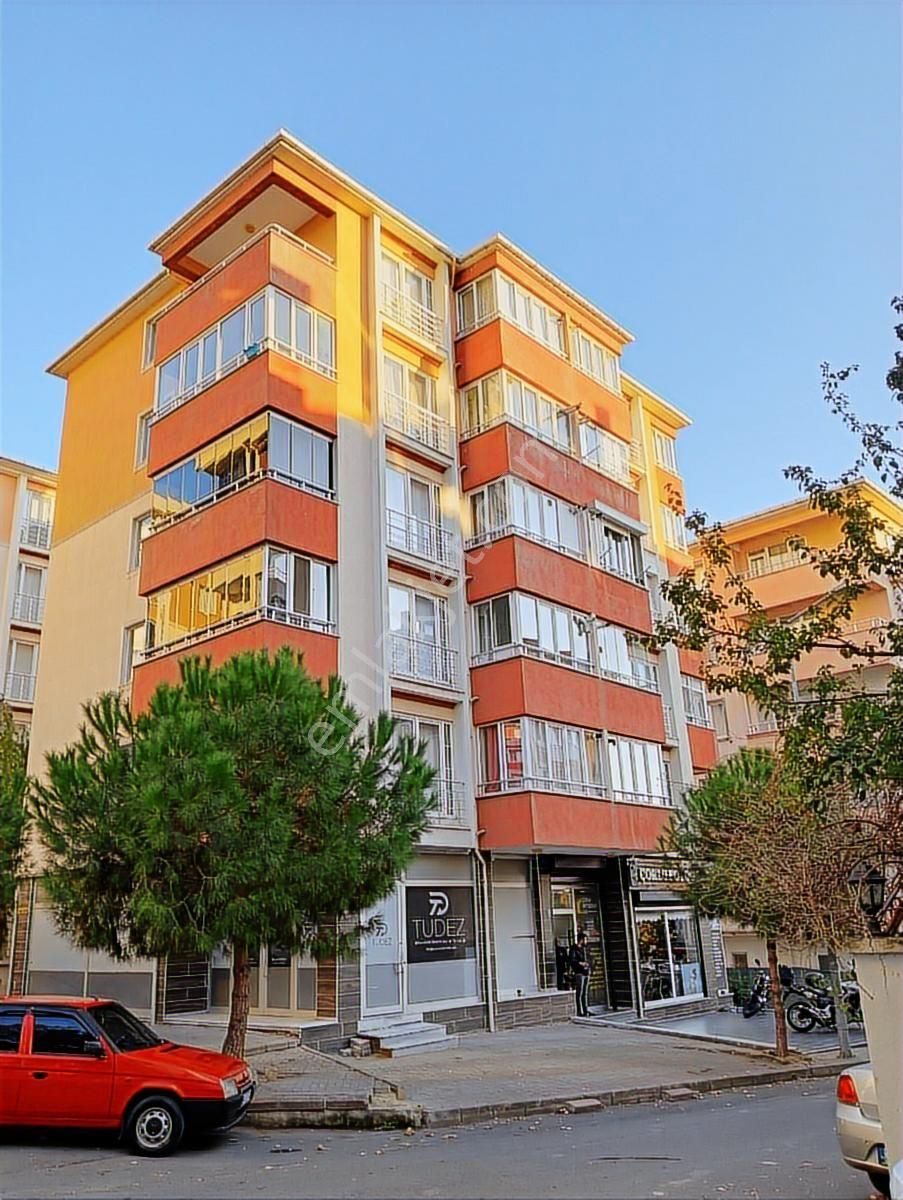 Muhittin Mahallesinde 2+1 Kiralık Daire