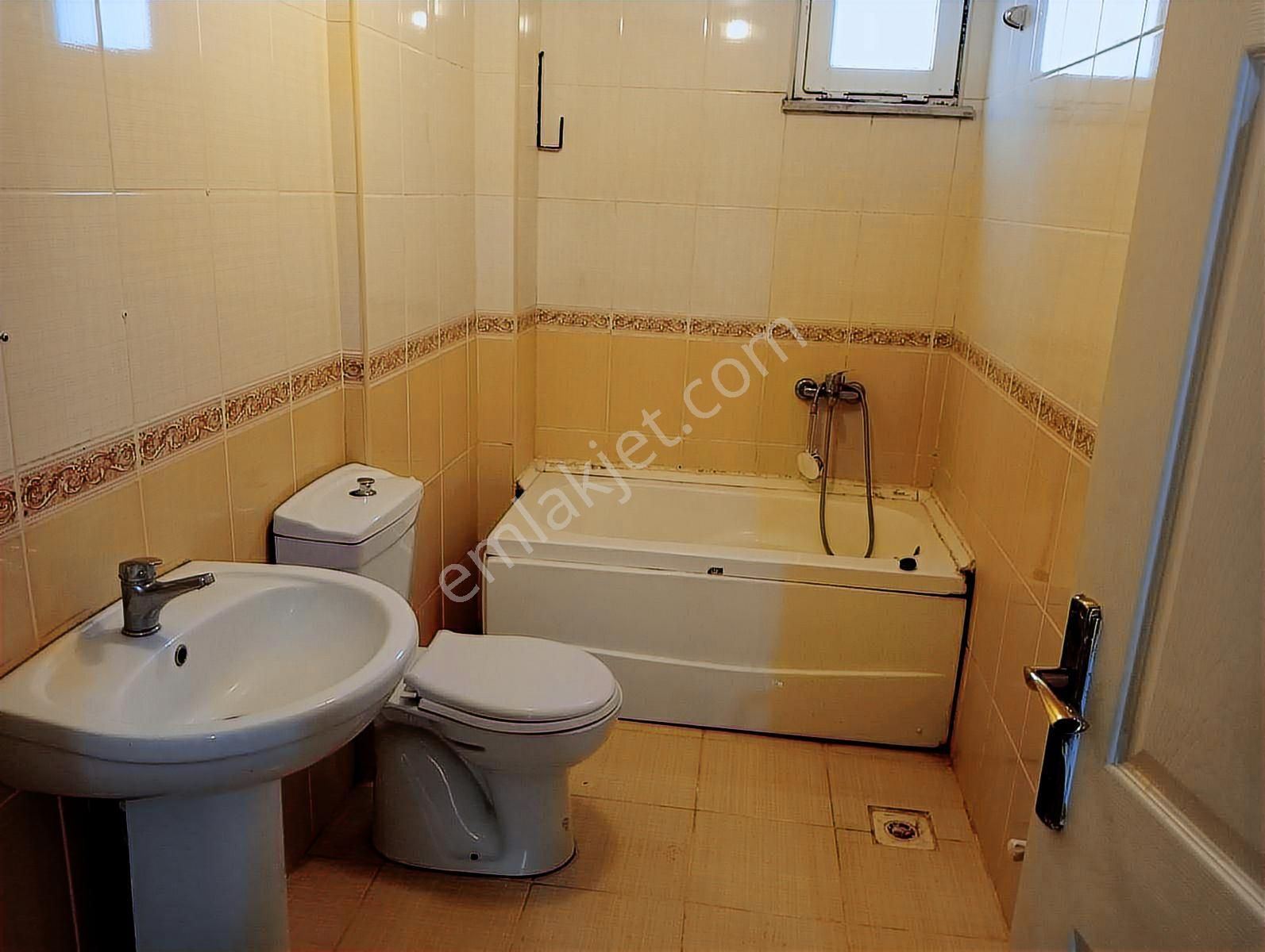 Muhittin Mahallesinde 2+1 Kiralık Daire - Görsel 9