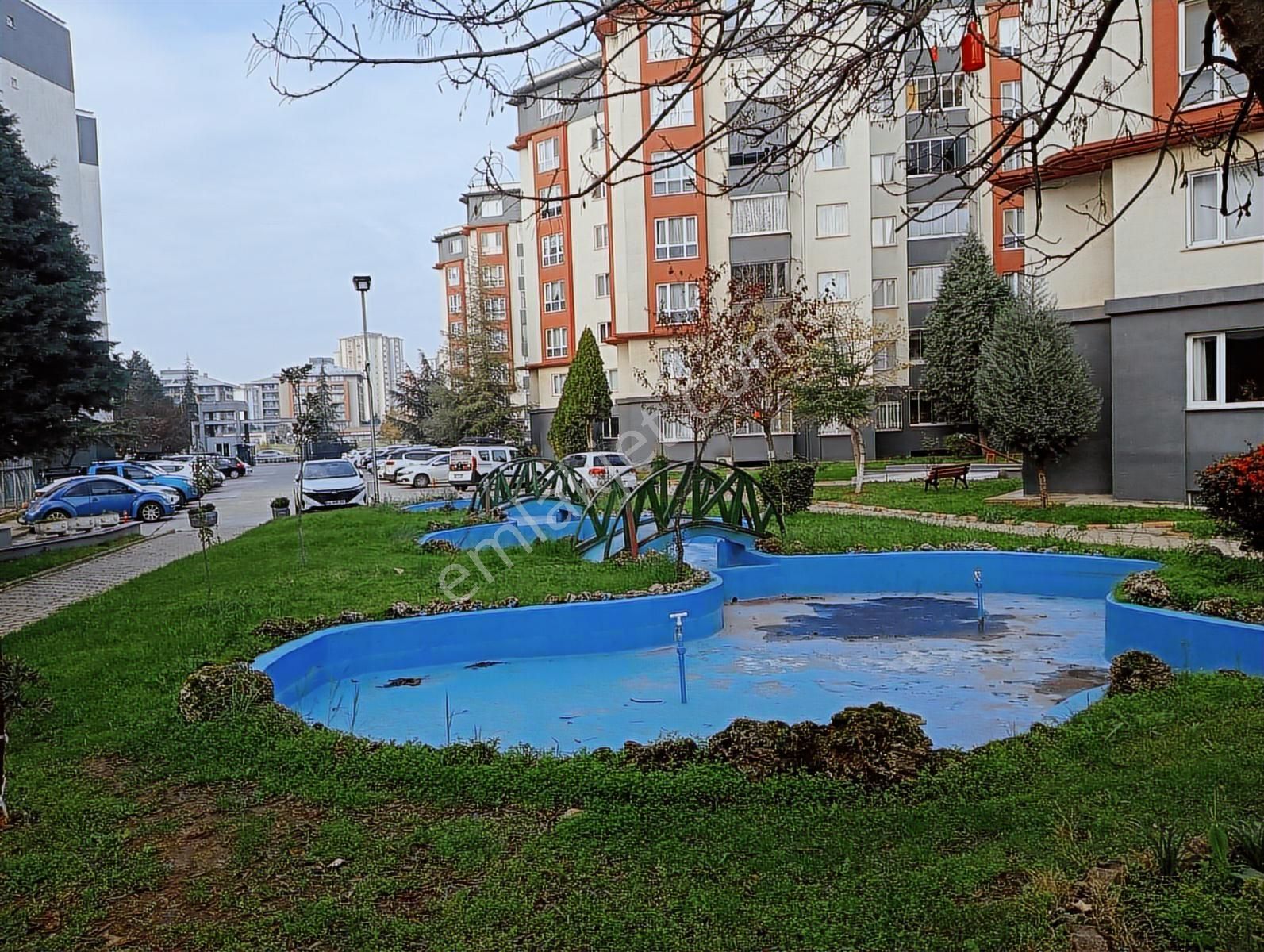 Esentepe Mahallesi Doruk Evler Sitesinde Kiralık 3+1 150m2 Daire