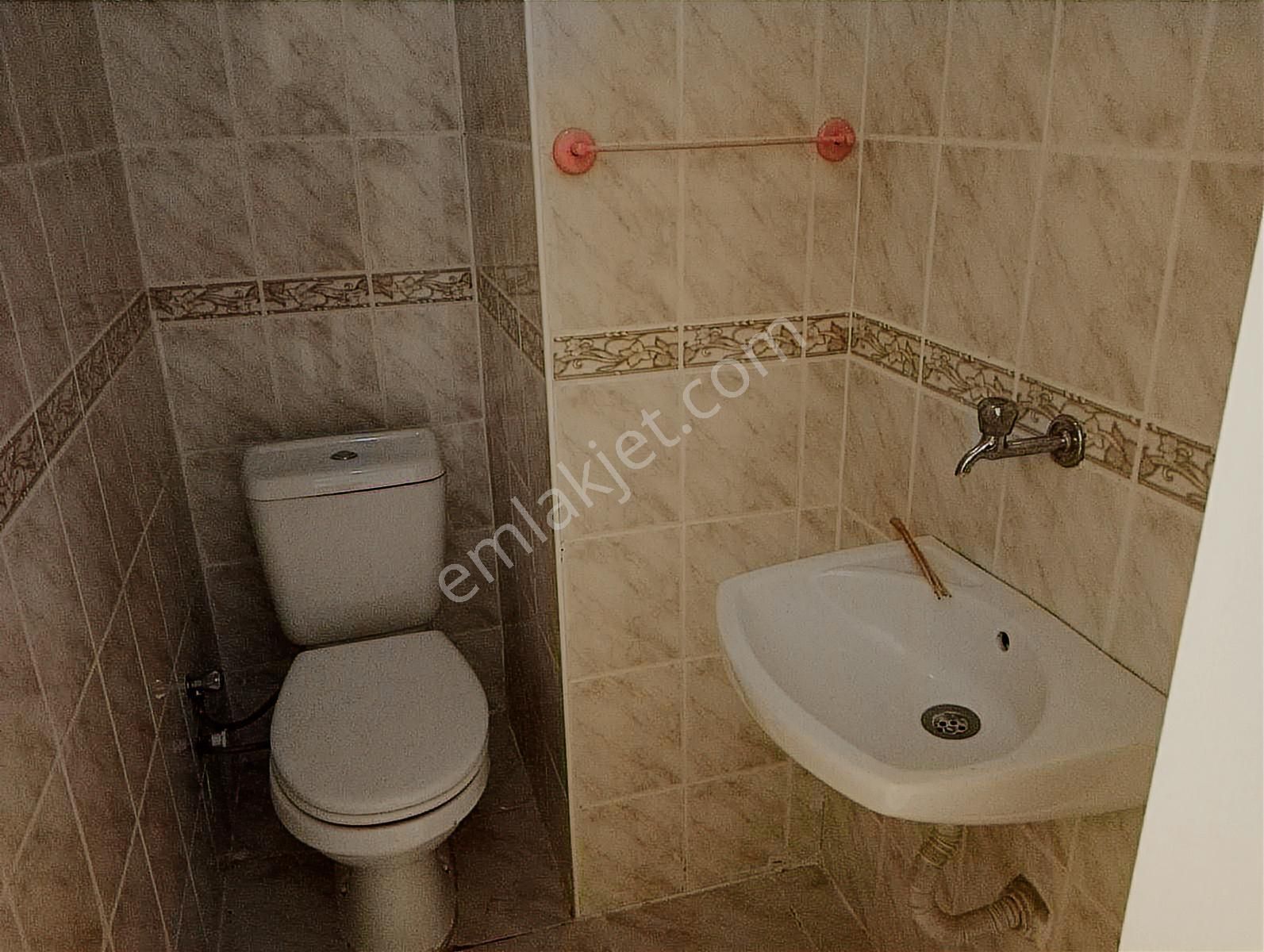 Esentepe Mahallesi Doruk Evler Sitesinde Kiralık 3+1 150m2 Daire - Görsel 3