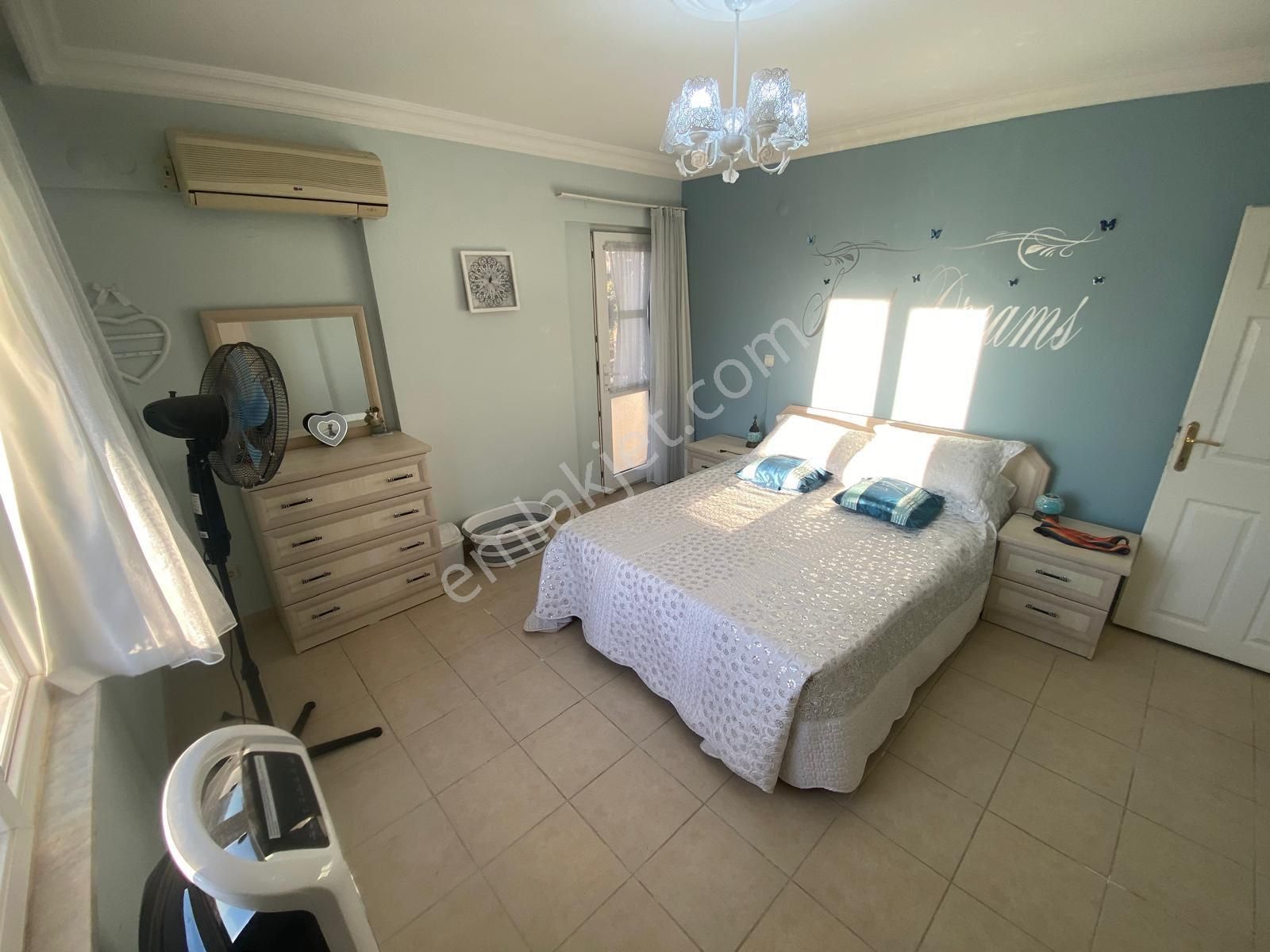 Efeler’de Havuzlu Site İçerisinde 2+1 Daire - Görsel 8