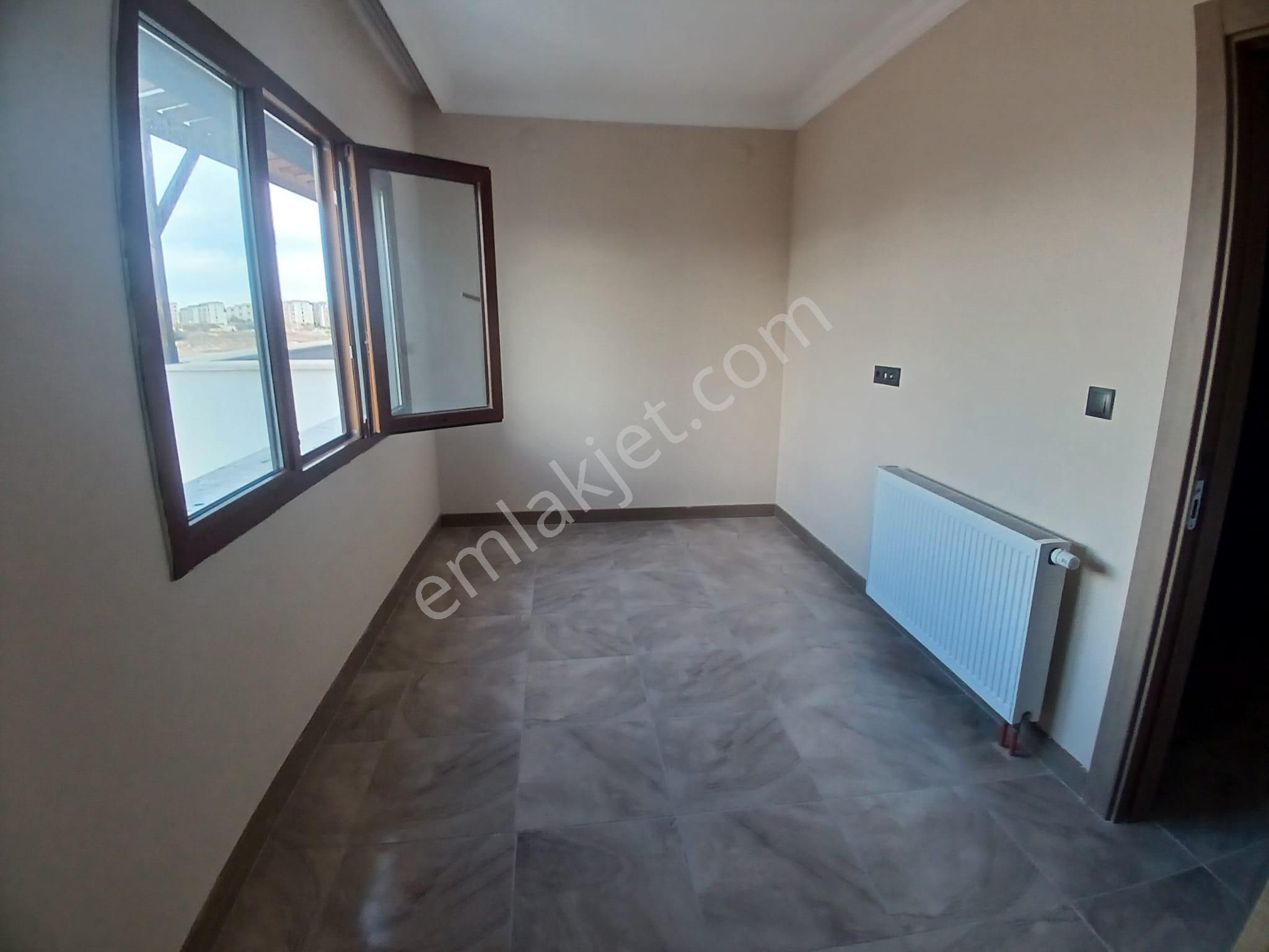 Adana Sarıçam Buruk Tokilerde Borçsuz Geniş Ferah Satılık Yemek Odalı Daire 2,5+ 1 Geniş !! - Görsel 6