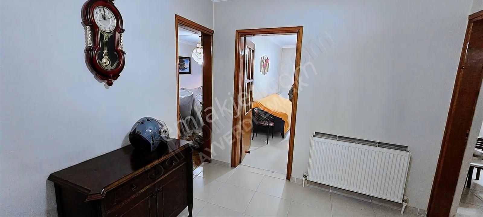 Gölmarmara Yoluna Yakın Satılık Ara Kat 3+1 - Görsel 3