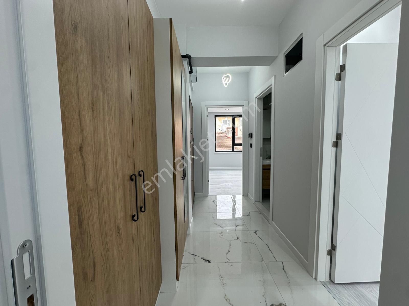 Tuncay Kartaldan Balkonlu Lüx 2+0 - Görsel 10