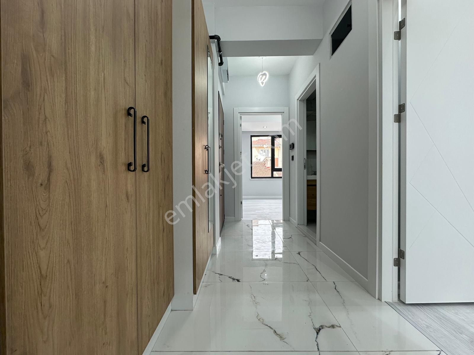 Tuncay Kartaldan Balkonlu Lüx 2+0 - Görsel 21