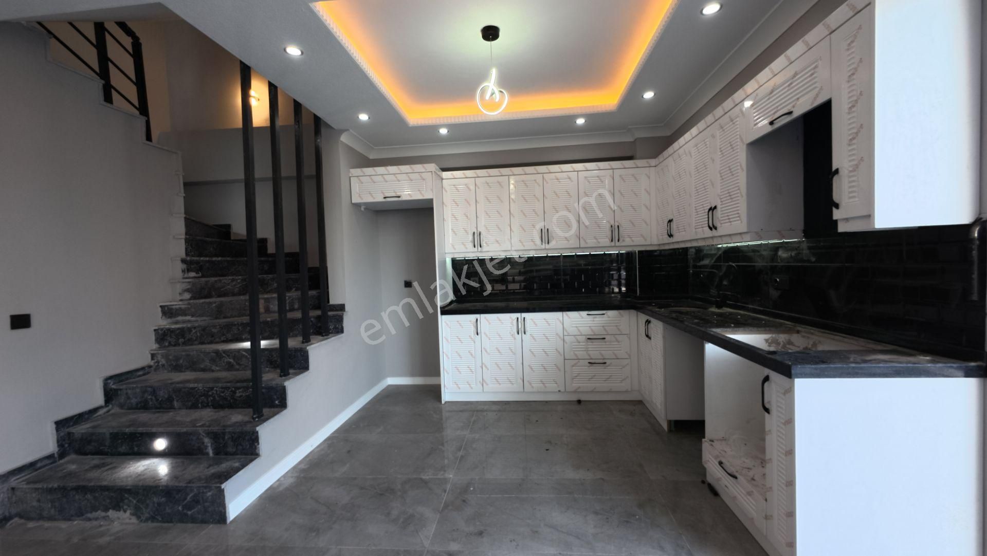 Sakarya Kocaalide Müstakil Havuz Ve Bahçe Kullanımlı Villa!!! - Görsel 22