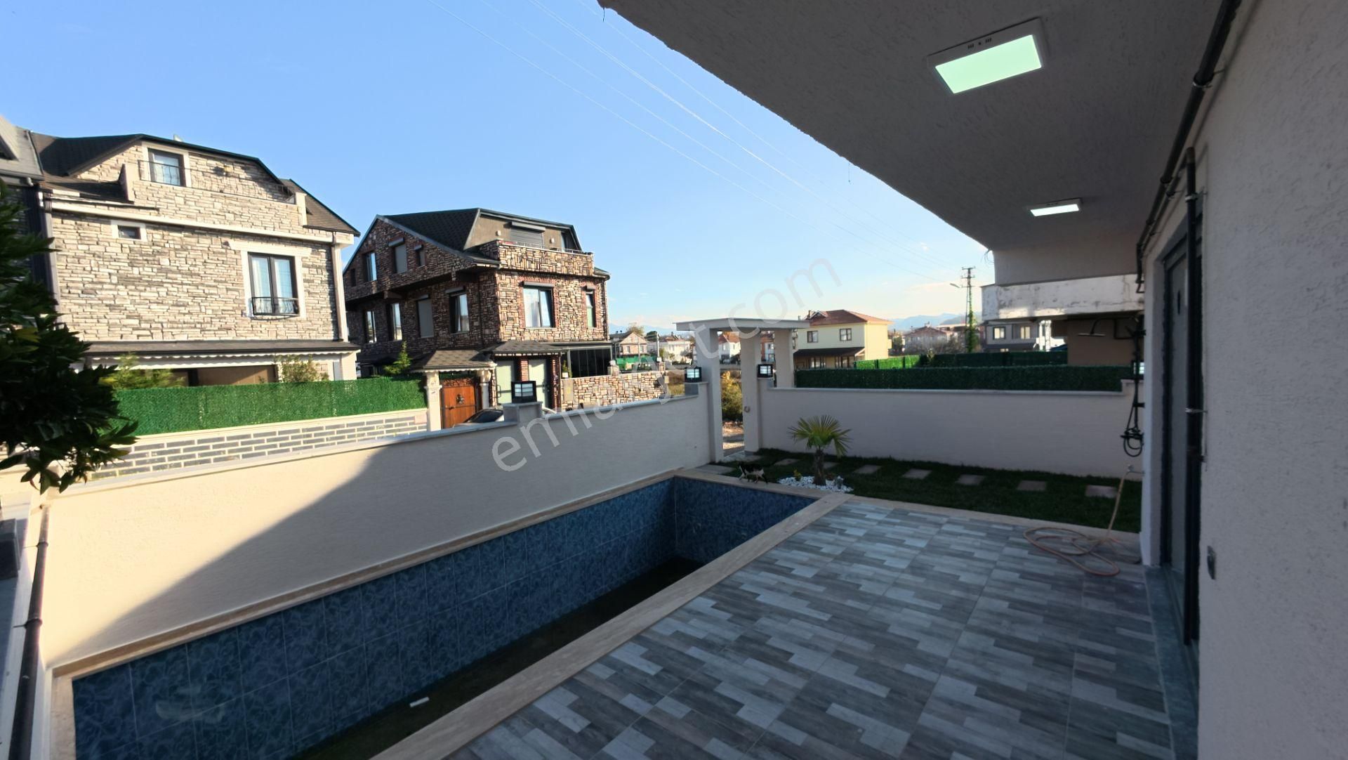 Sakarya Kocaalide Müstakil Havuz Ve Bahçe Kullanımlı Villa!!! - Görsel 12