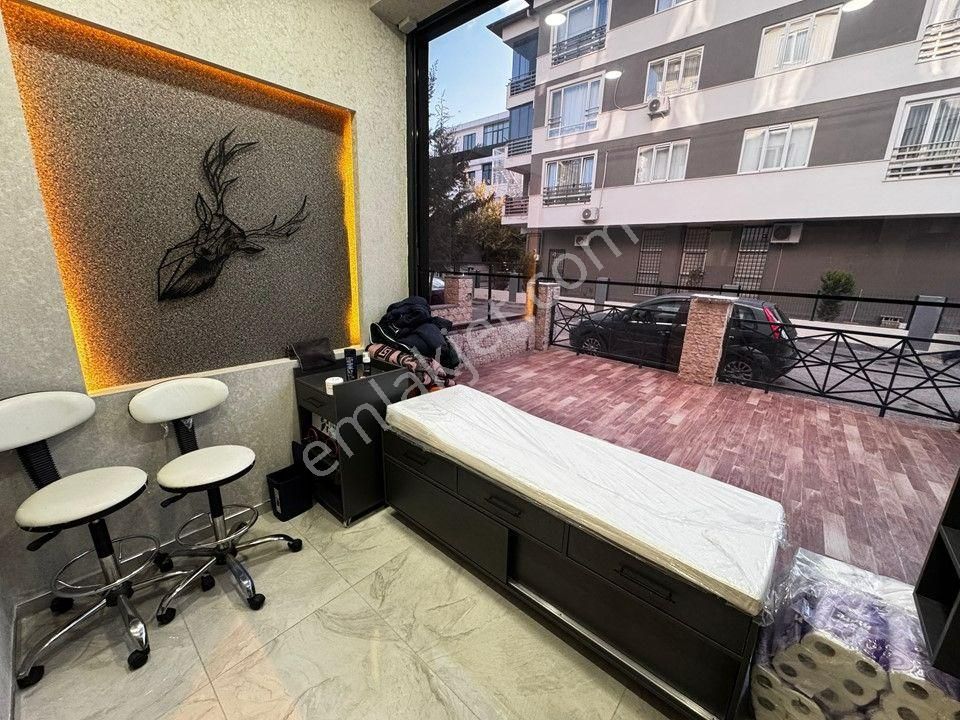 Repa Gayrimenkul Metin Özer'den Binevler Mah.de Satılık Dükkan - Görsel 8