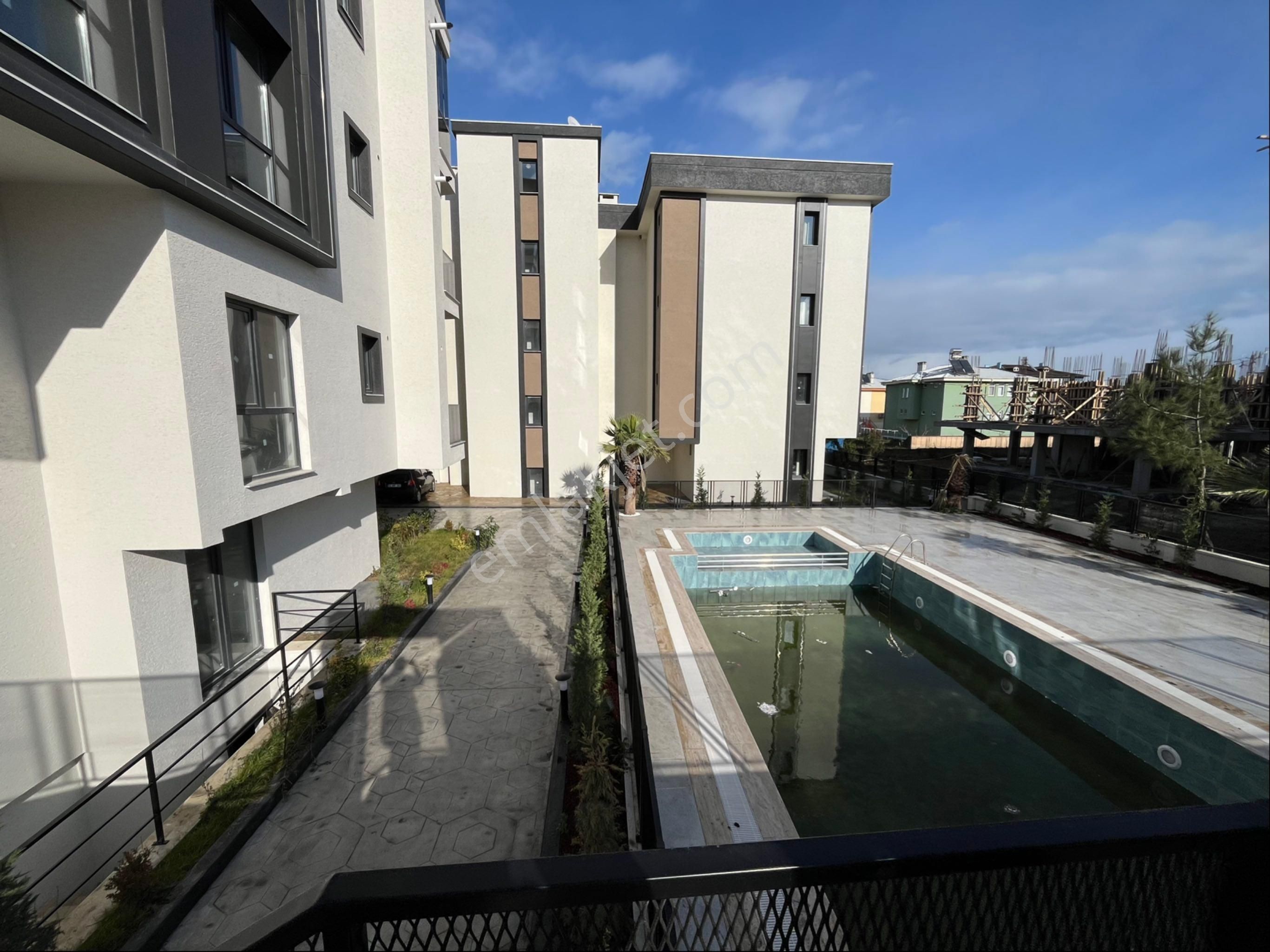 Site İçerisinde Satılık 1+1 Daire - Görsel 2