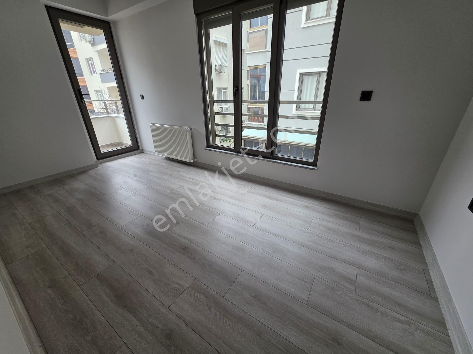 Irmaksudan Altınkumda Denize 300m Ön Cephe Asansörlü 2+1 Daire - Görsel 3