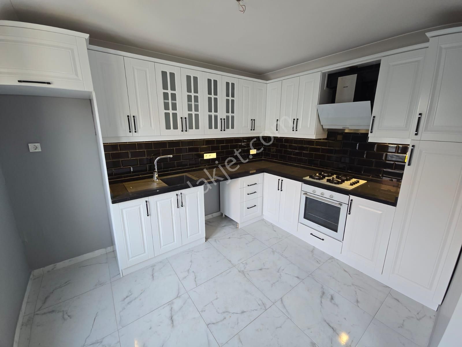 Panoramik Manzaralı İskanlı Caddeye 1 Bina Full Yapılı Dubleks - Görsel 10