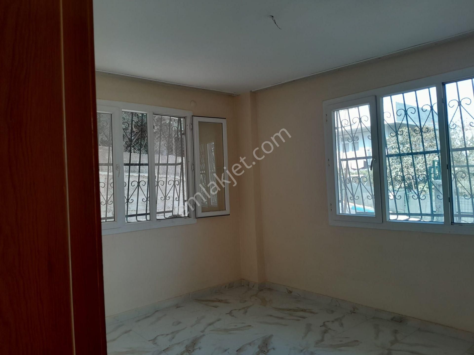 Adana Sarıçam Yeşiltepe İçi Yenilenmiş Kiralık 2+1 Fırsat Daire Servis Ve Dolmuş Güzergahında - Görsel 8