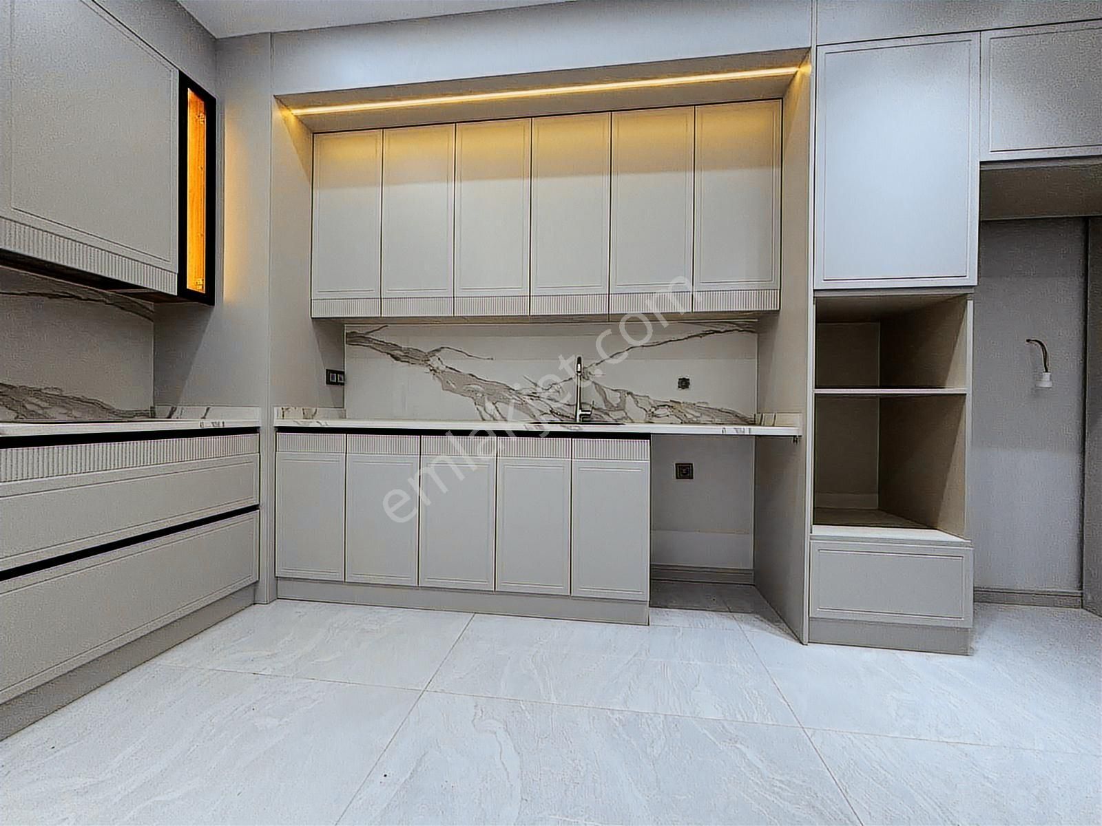 Demirler'den Şemikler'de Panjurlu 2+1 Satılık Daireler - Görsel 4