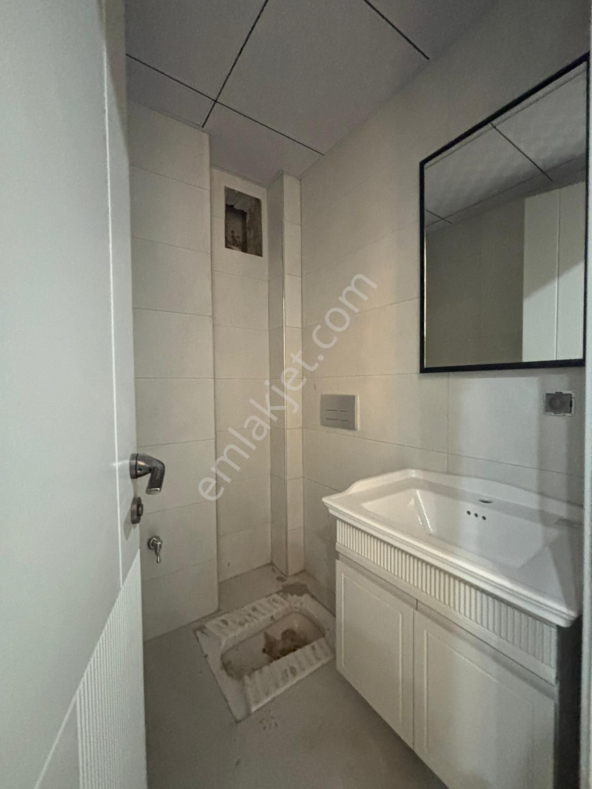 Demirler'den Şemikler'de Panjurlu 2+1 Satılık Daireler - Görsel 22